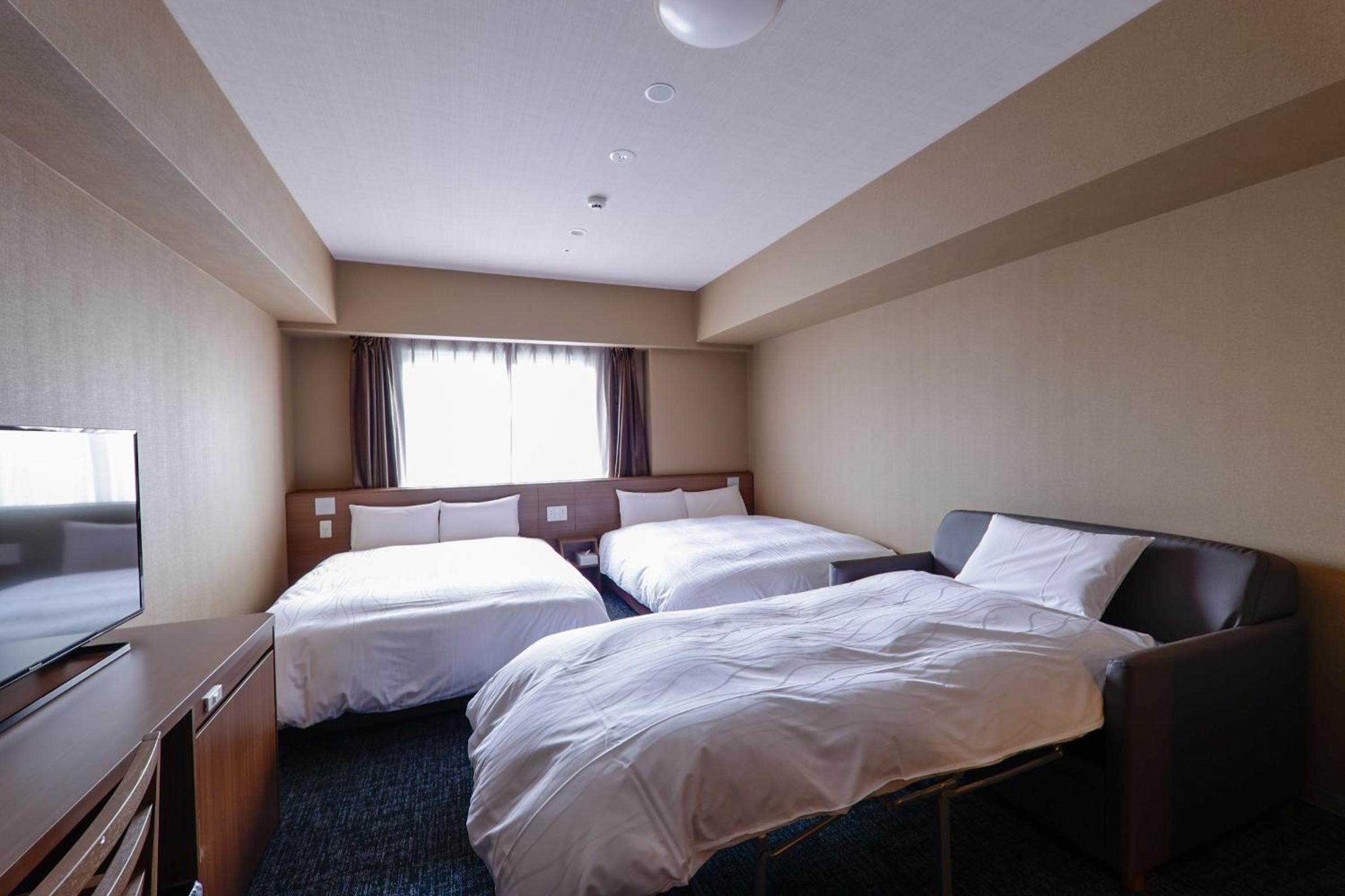 Deluxe Twin Room - Photo 3