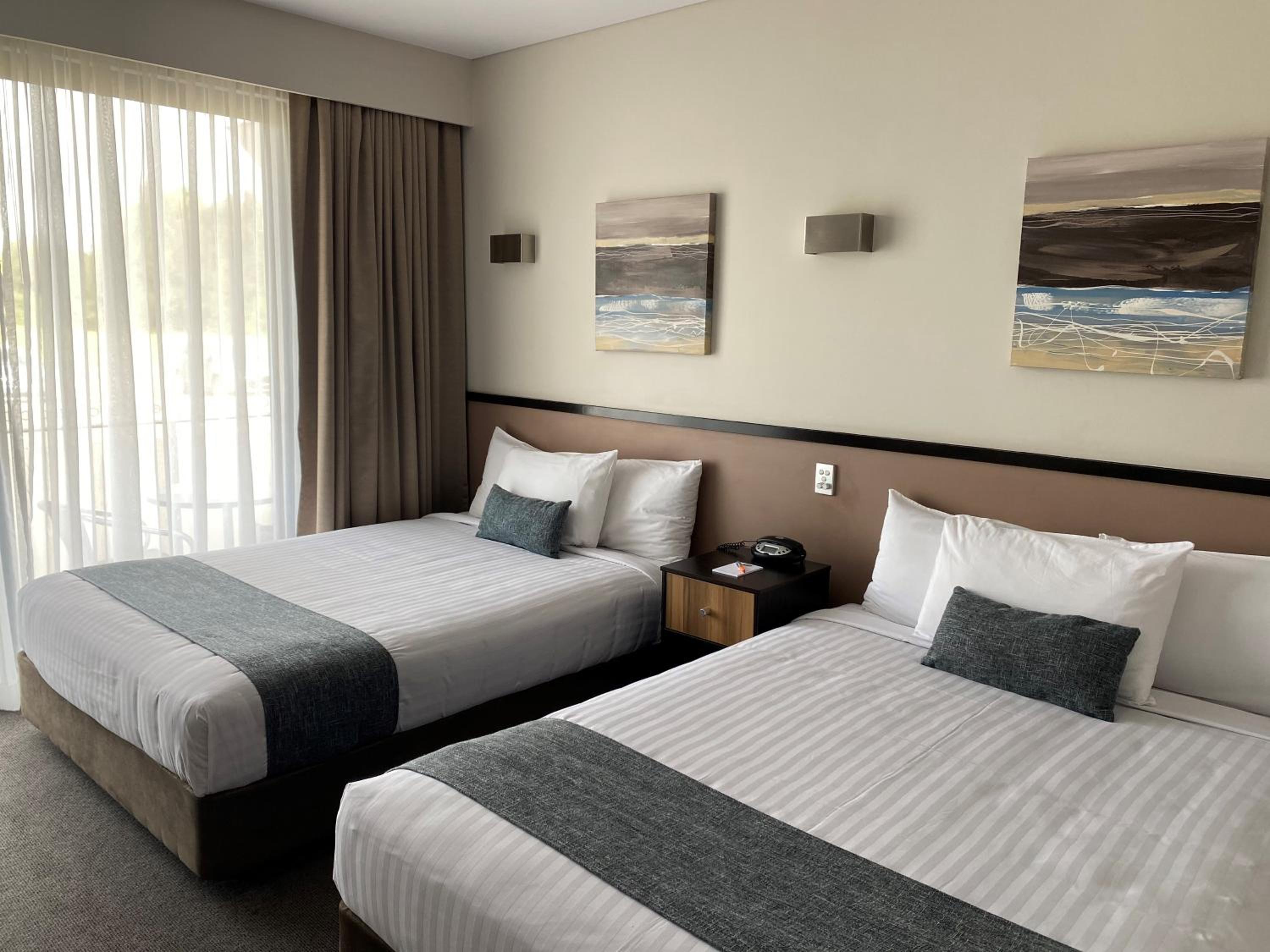Standard Queen Room