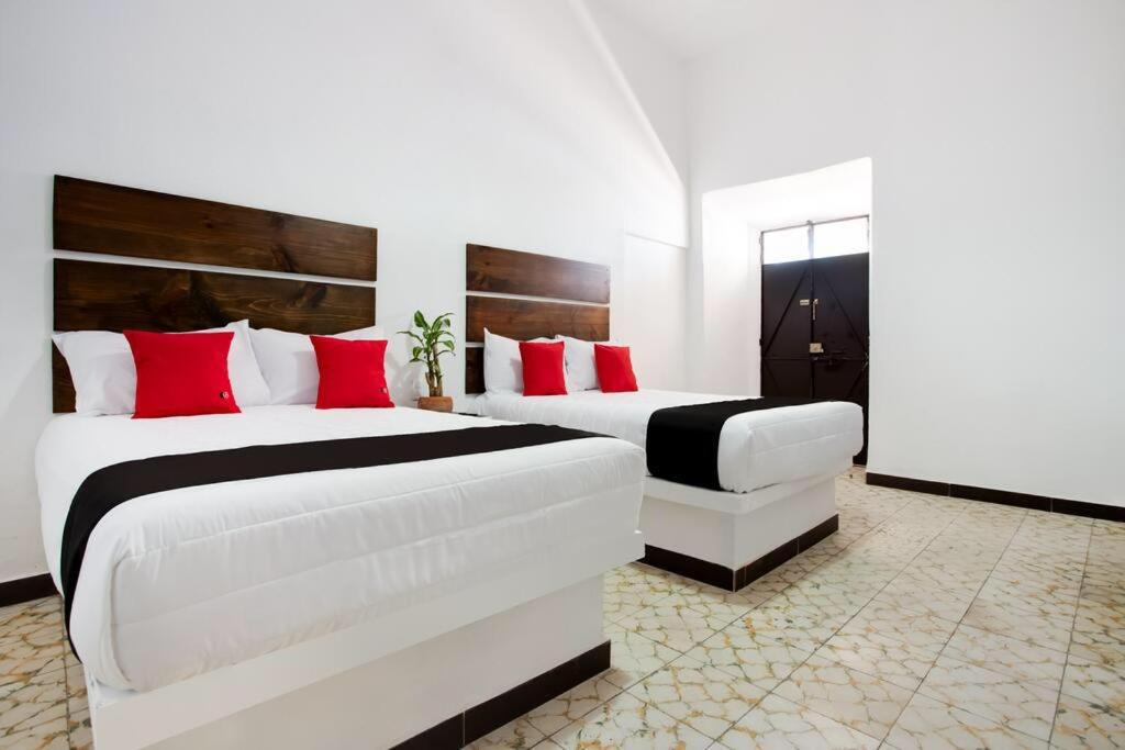 Deluxe Double Room with Two Double Beds photo 3
