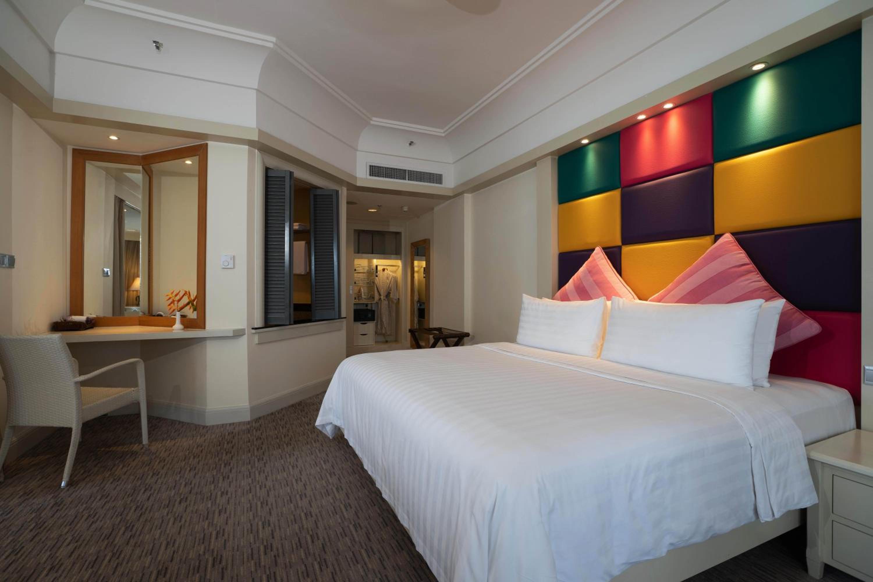Magellan Executive Suite Twin - Photo 7