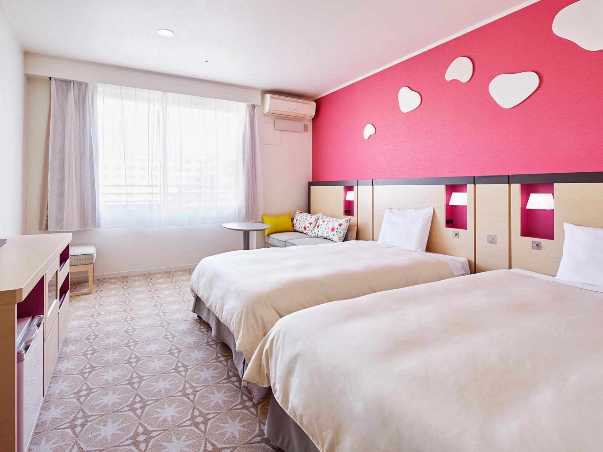 Deluxe Forth with Balcony, photo 7