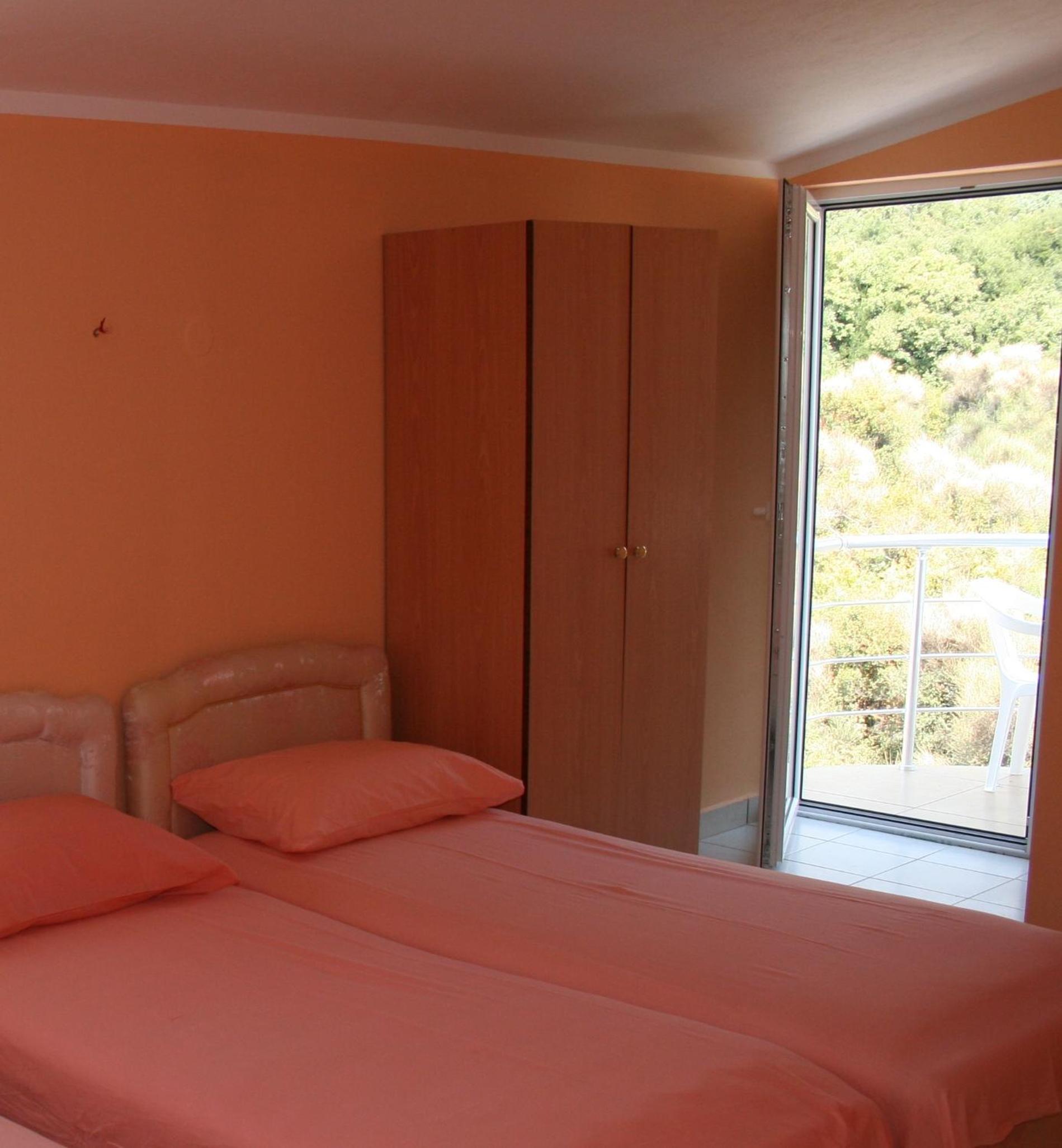 Studio with Balcony (2 Adults)