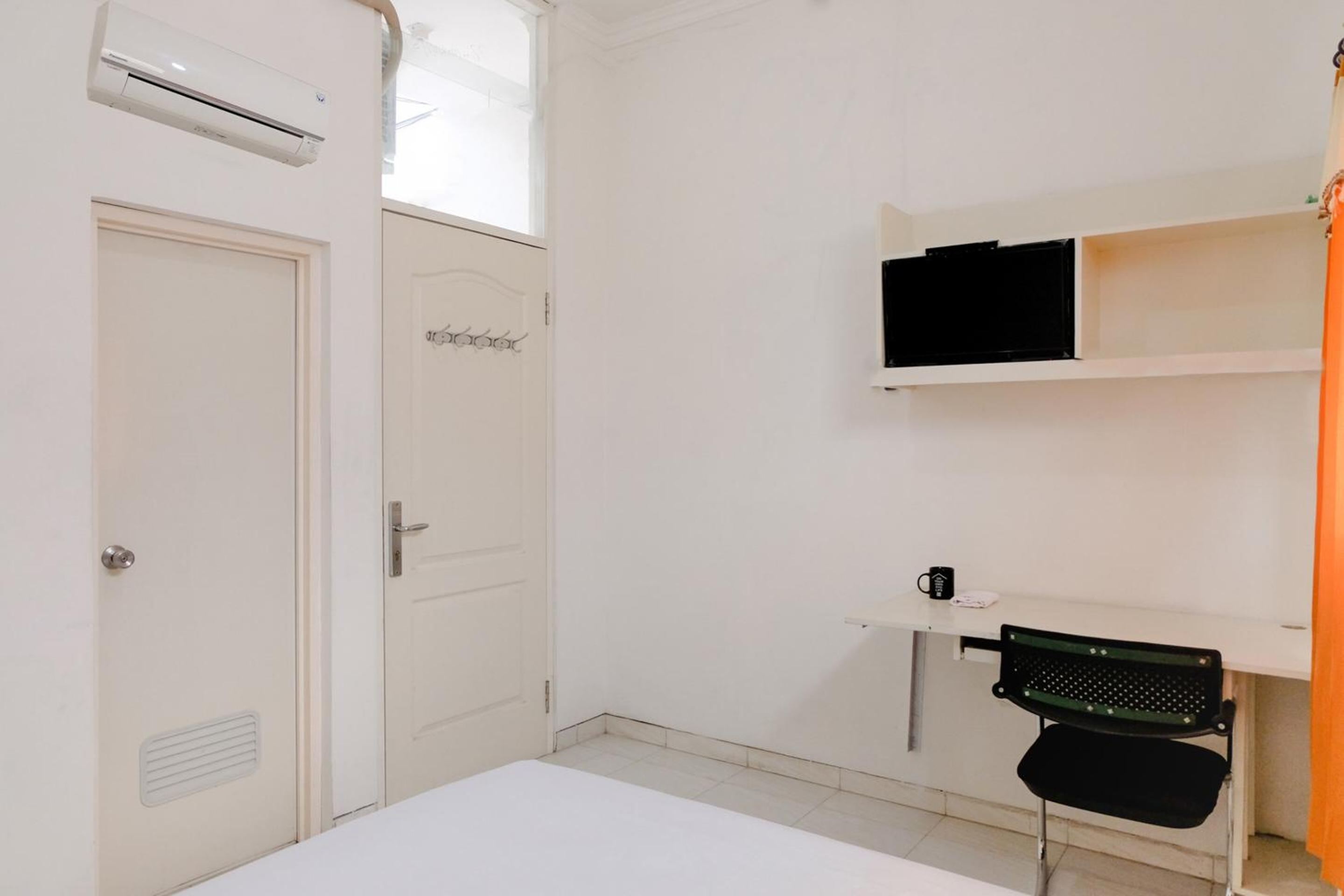 Standard Double Room photo 3