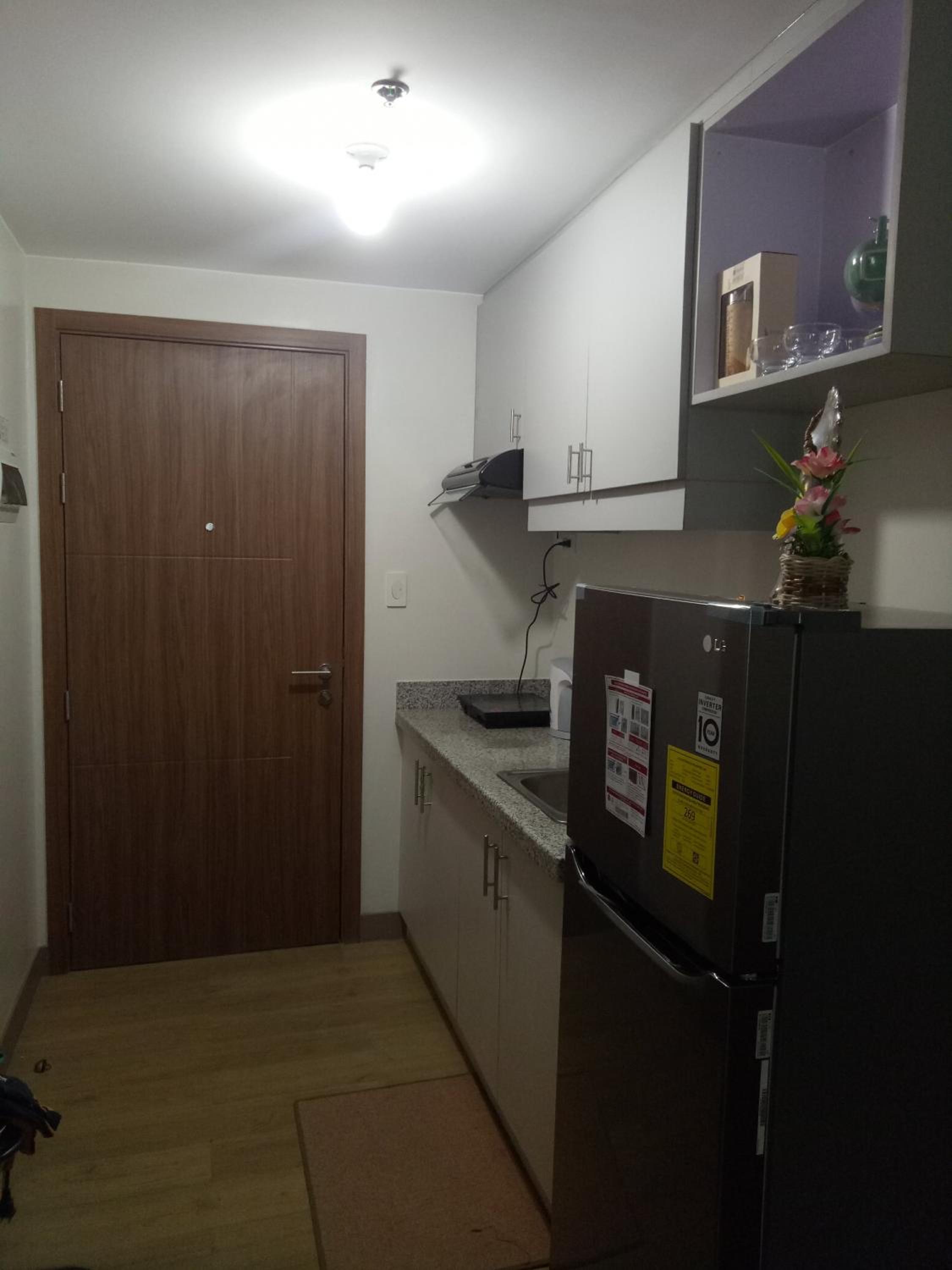 One-Bedroom Apartment - Photo 17