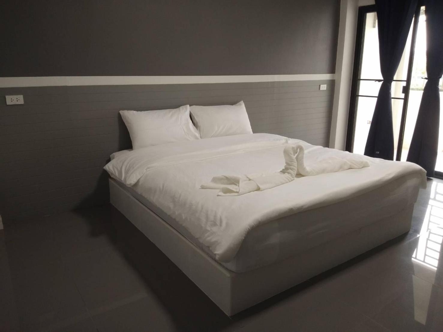 Standard Double Room - Photo 2