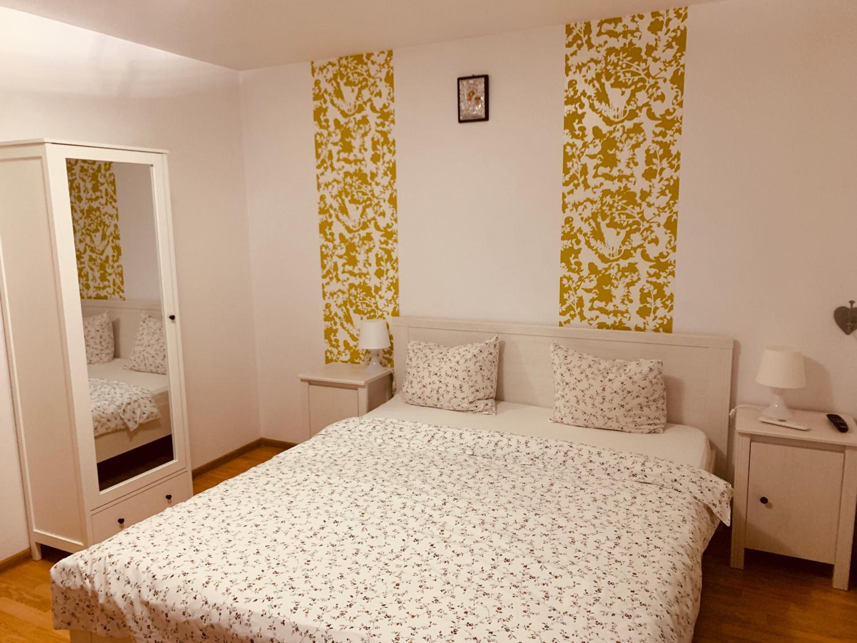Large Double Room photo 3