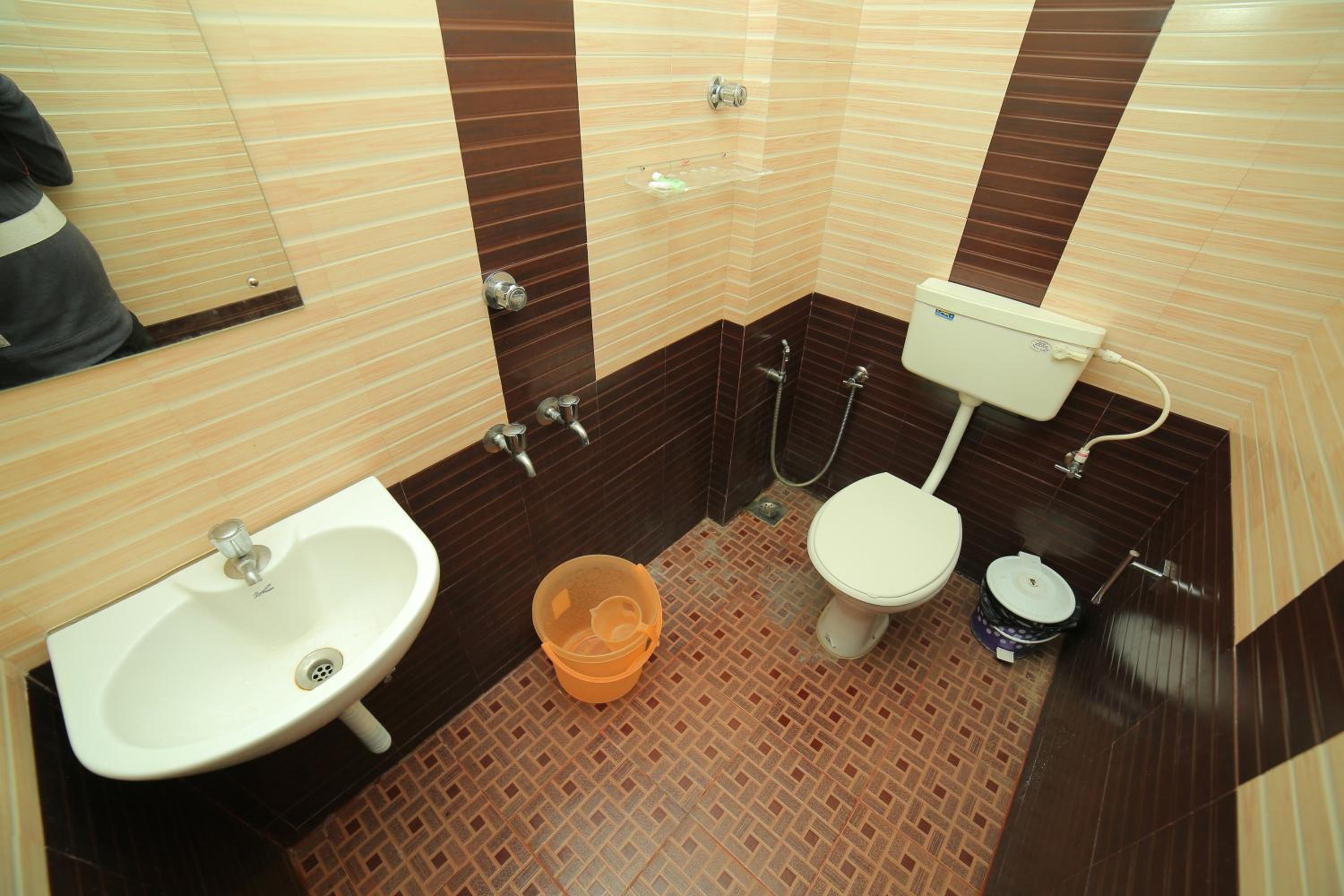 Deluxe Family Room - Photo 4