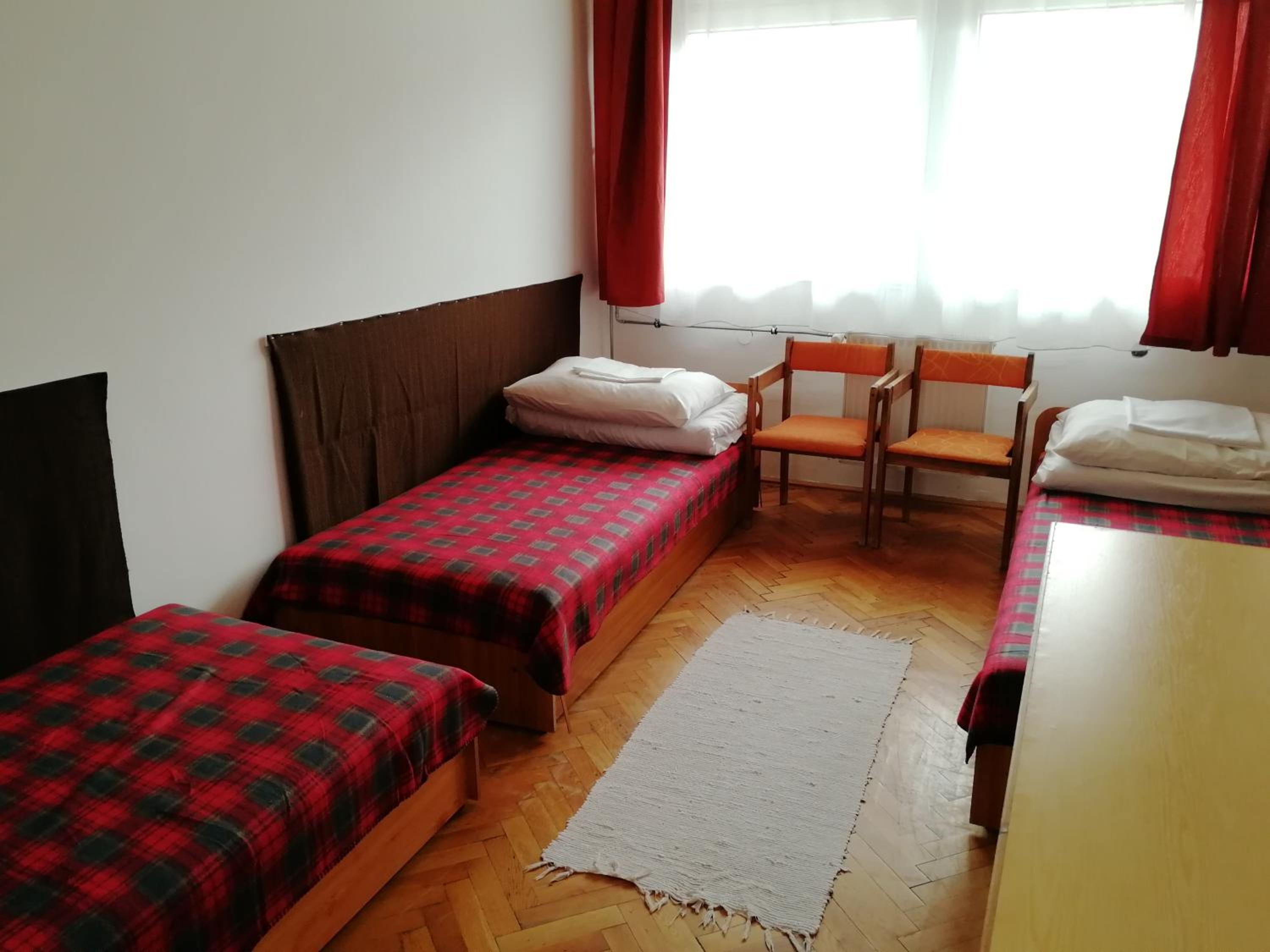 Budget Triple Room photo 2