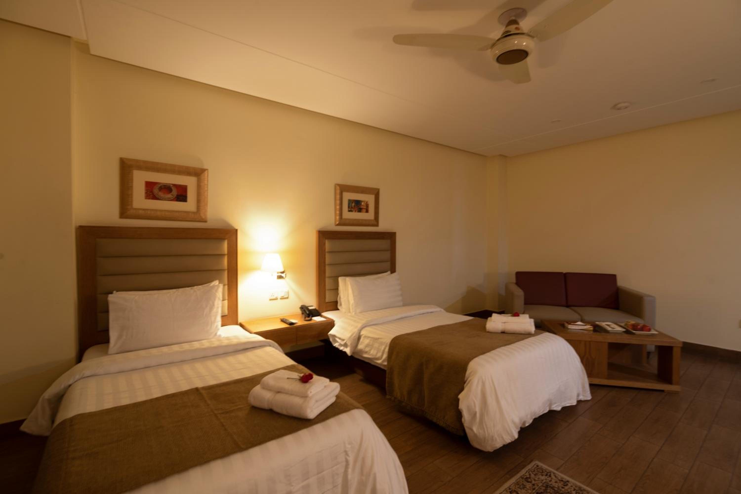 Deluxe Twin Room - Photo 4
