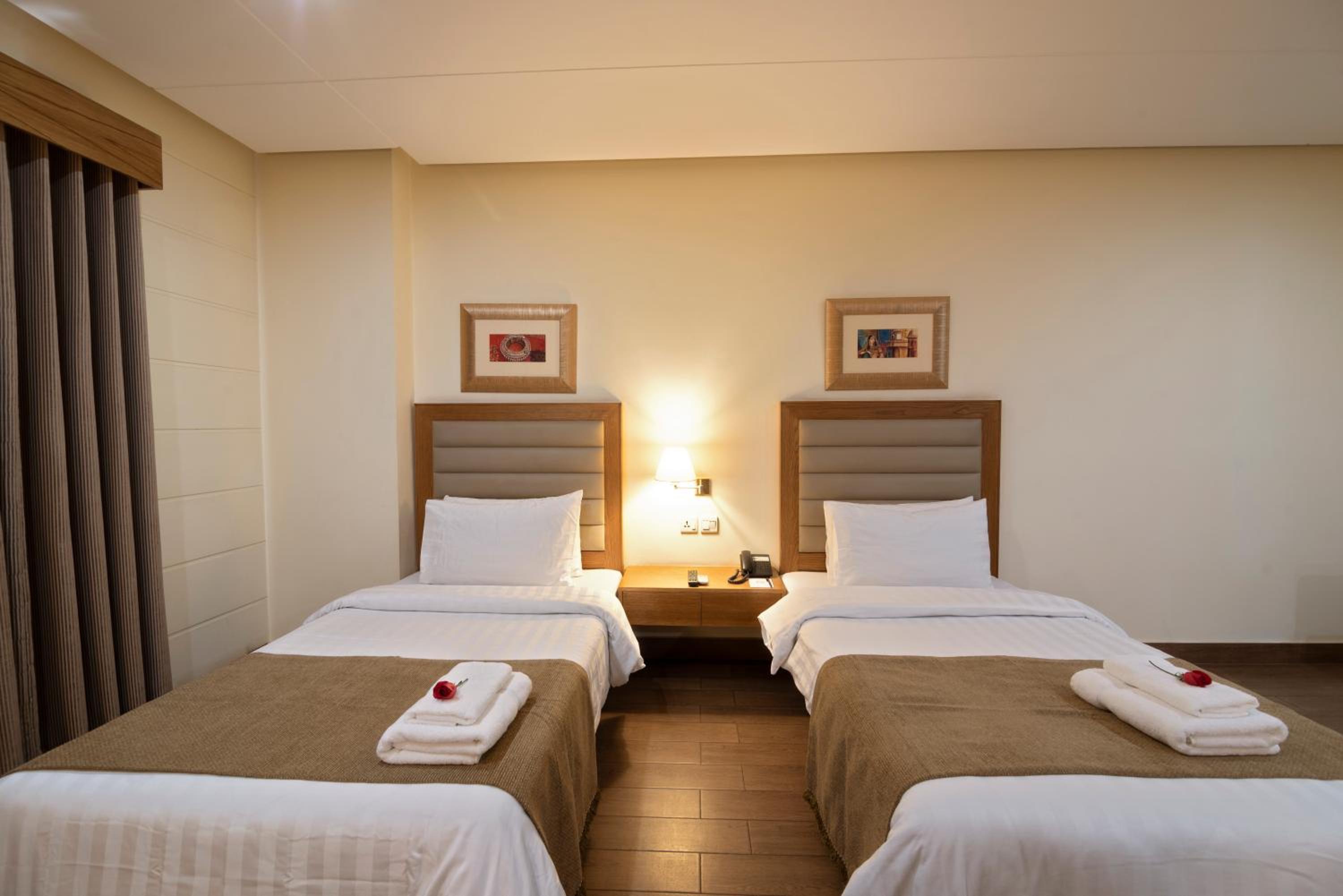 Deluxe Twin Room - Photo 6