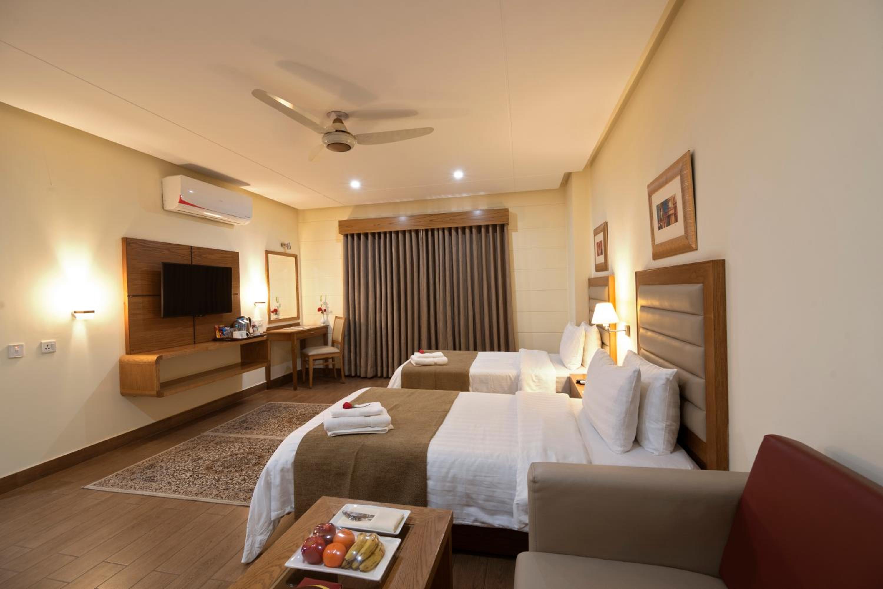Deluxe Twin Room - Photo 3