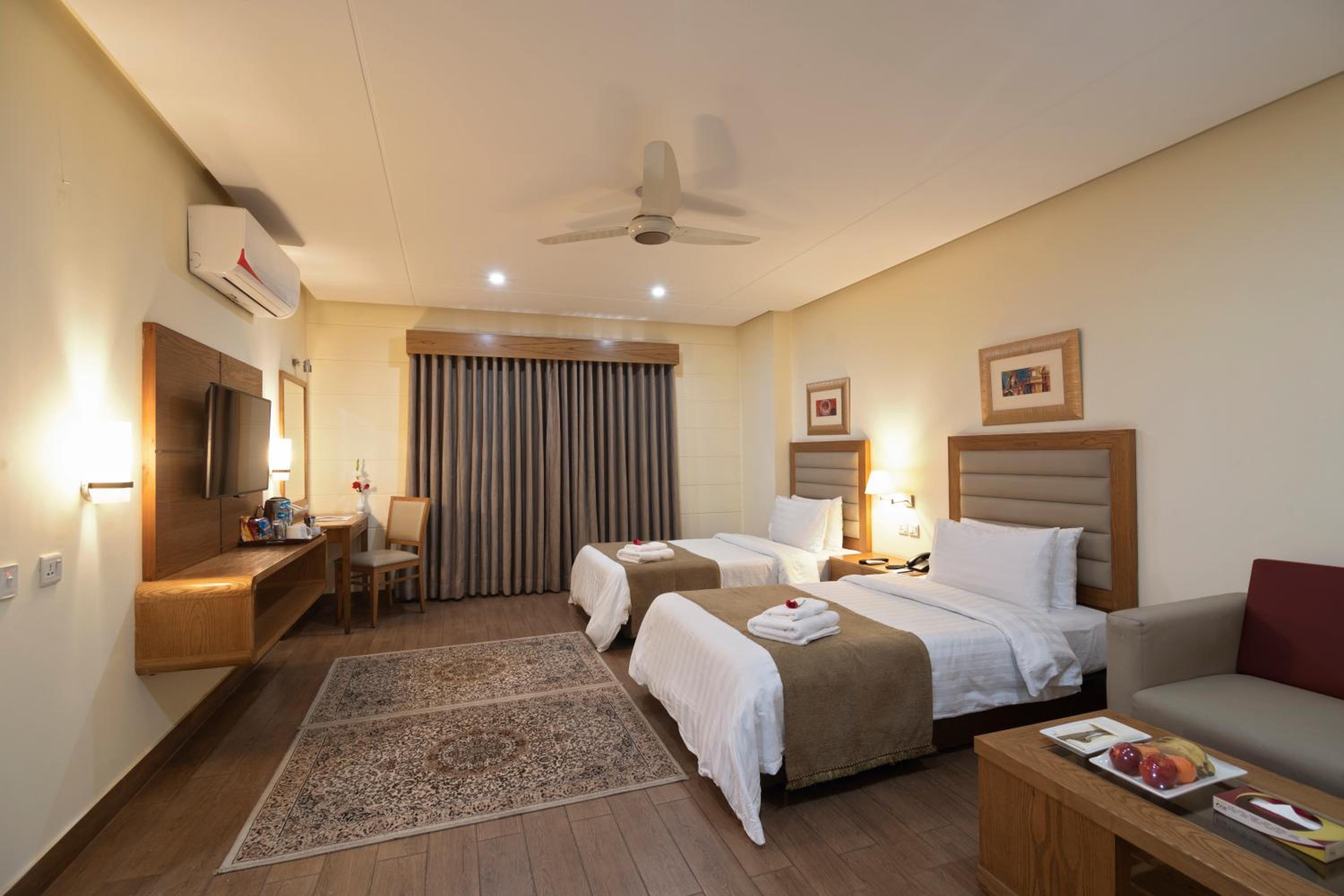 Deluxe Twin Room - Photo 7