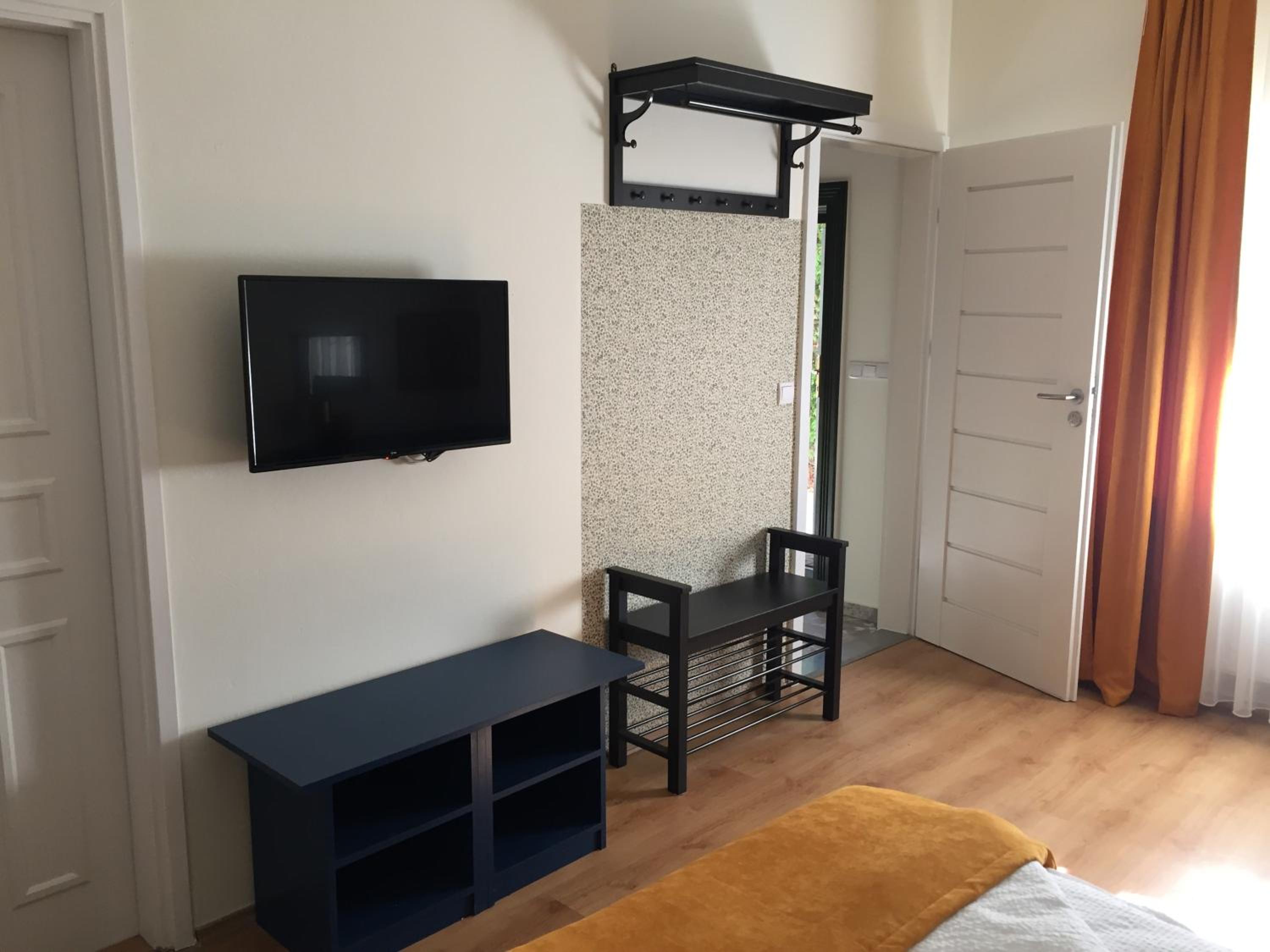 Large Twin Room photo 1