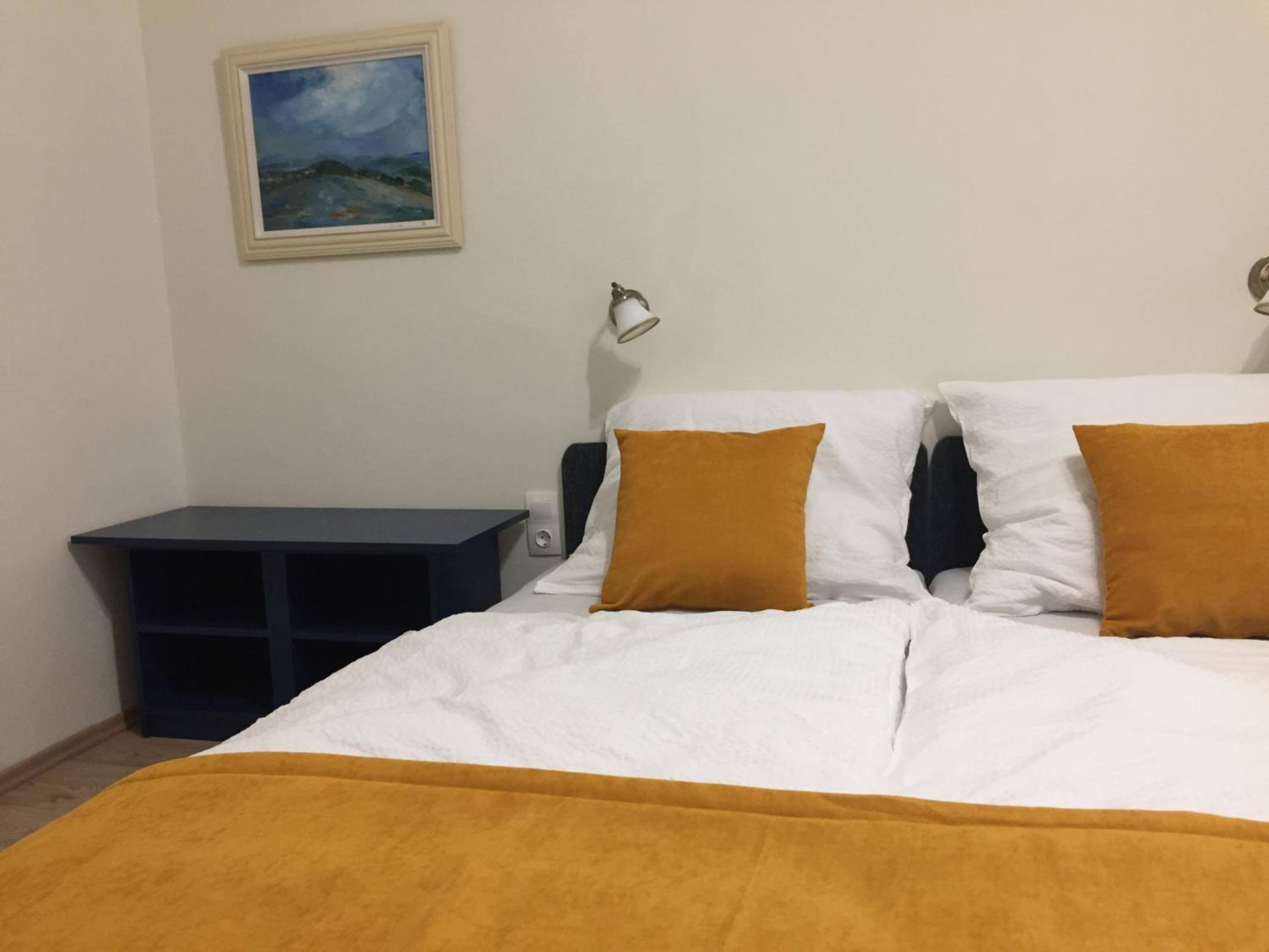 Economy Twin Room photo 1
