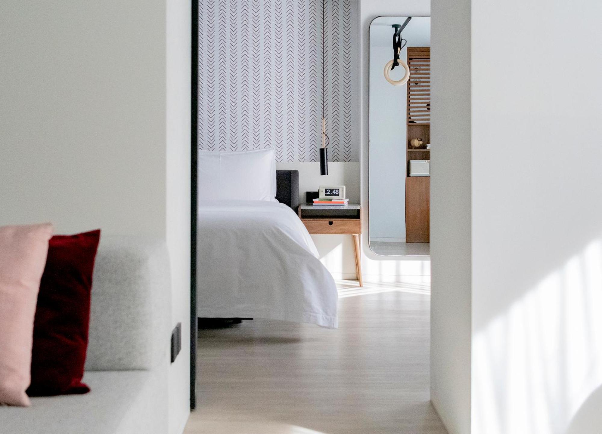 Suite - Photo 5