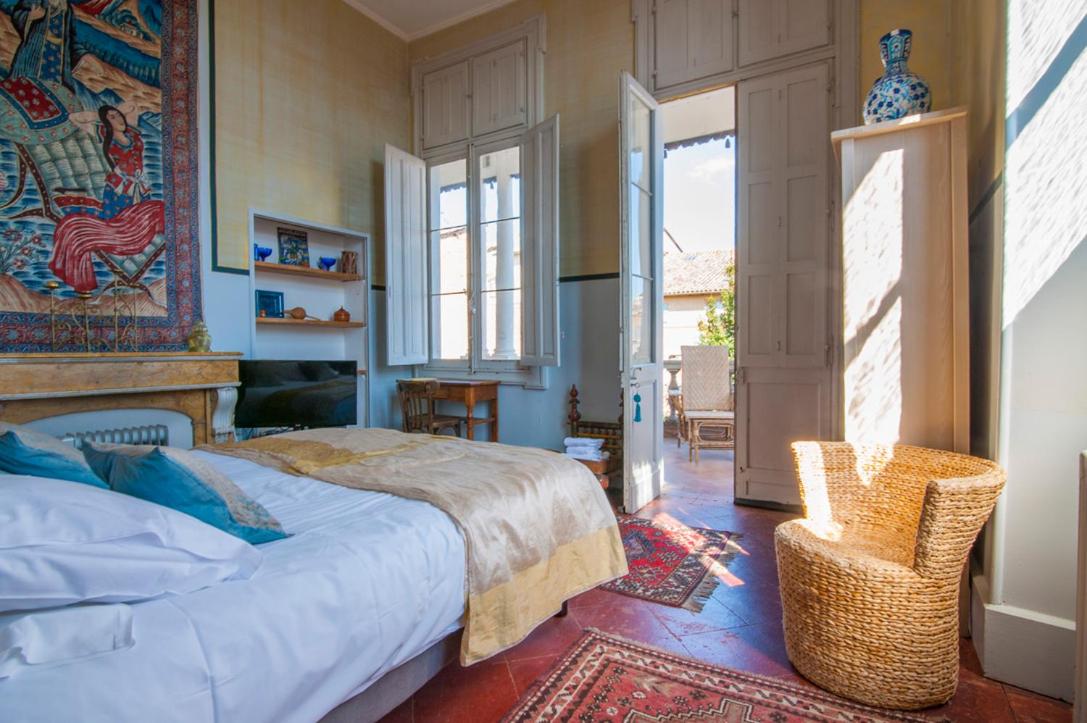 Deluxe Double Room with Balcony photo 3