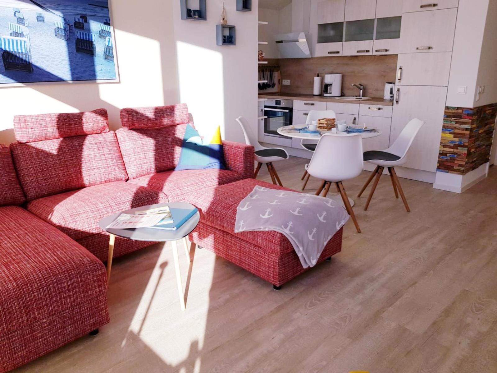 Apartment with Balcony photo 1