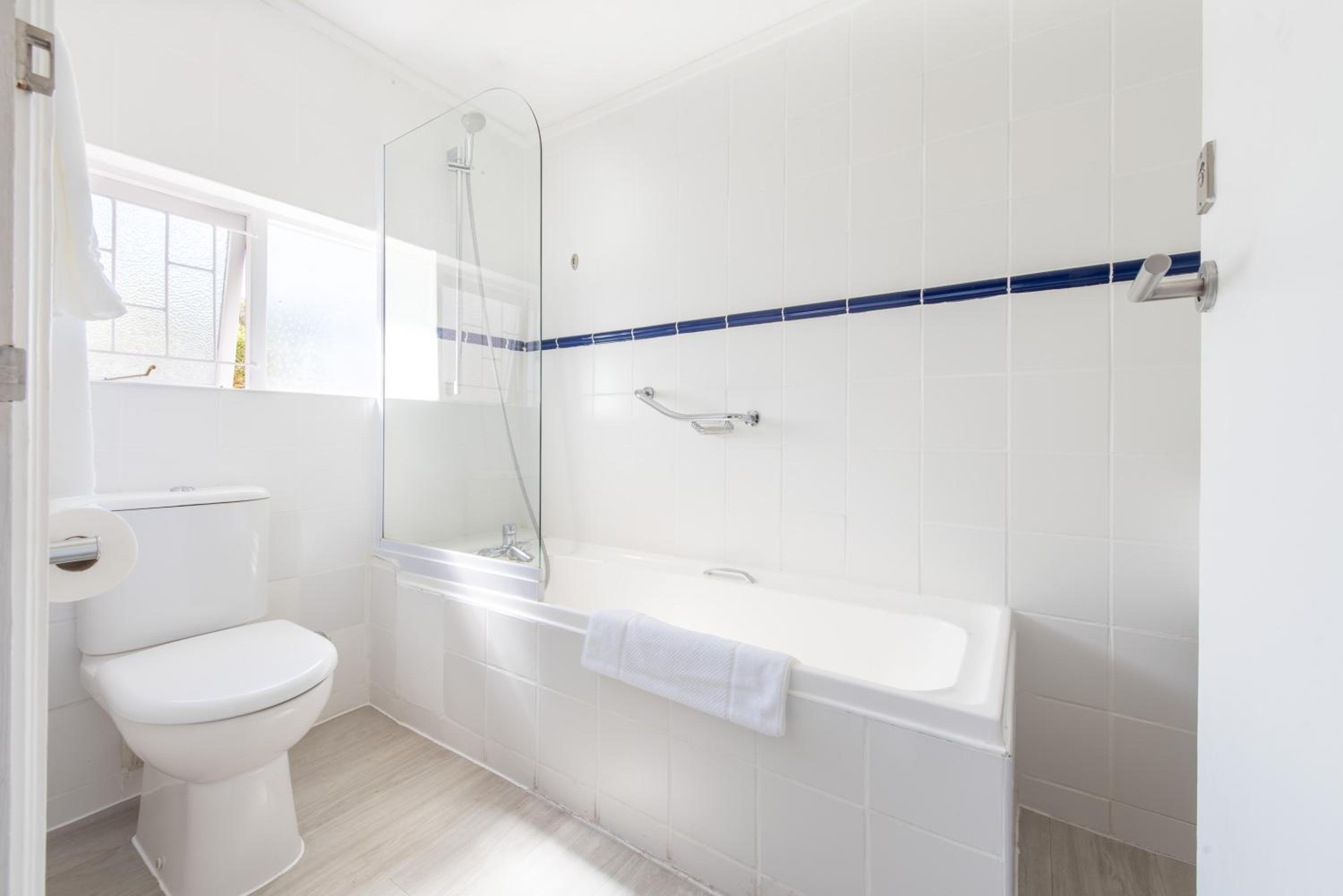 Standard Double Room - Photo 2