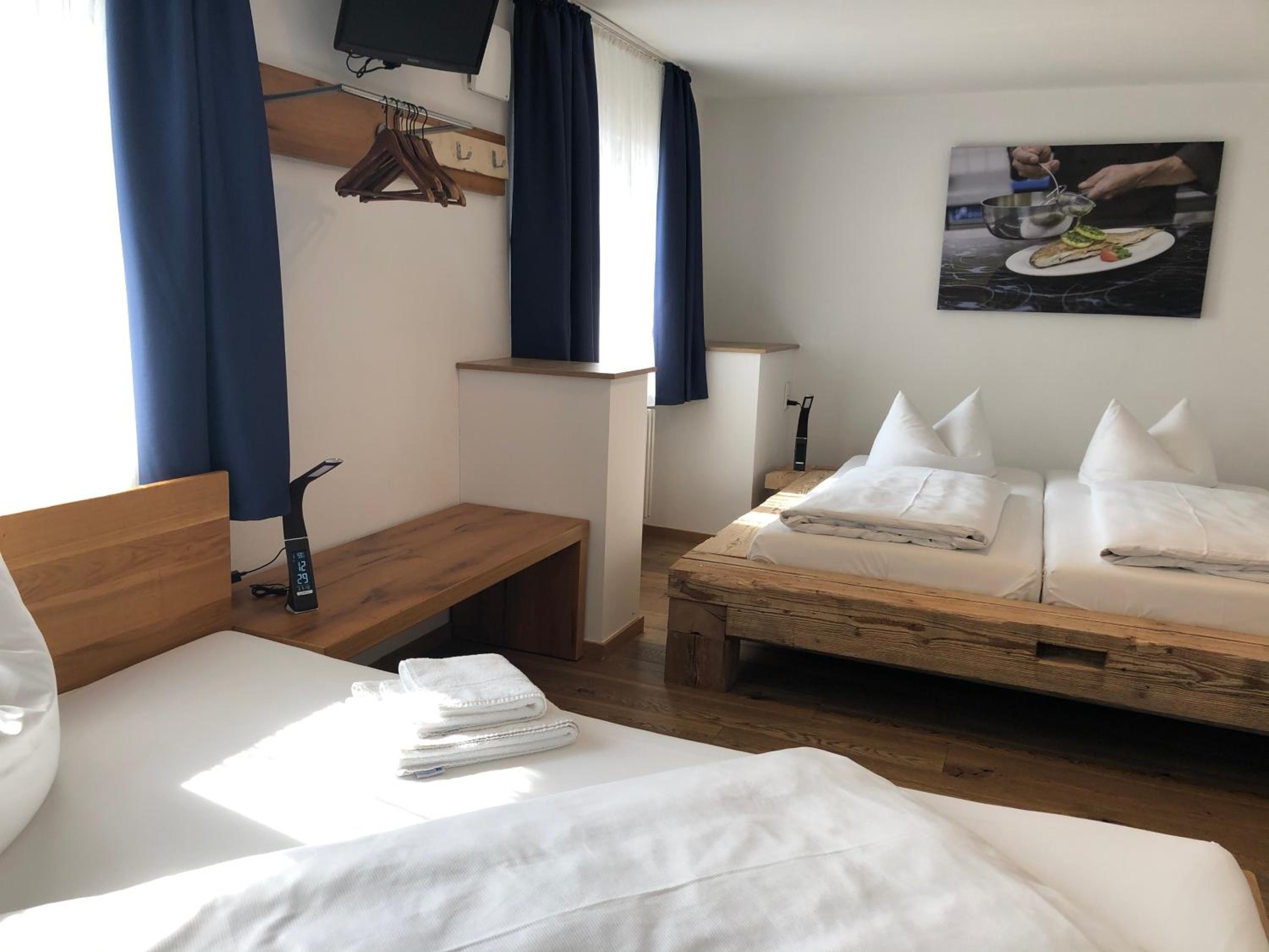 Triple Room with Shared Bathroom photo 1