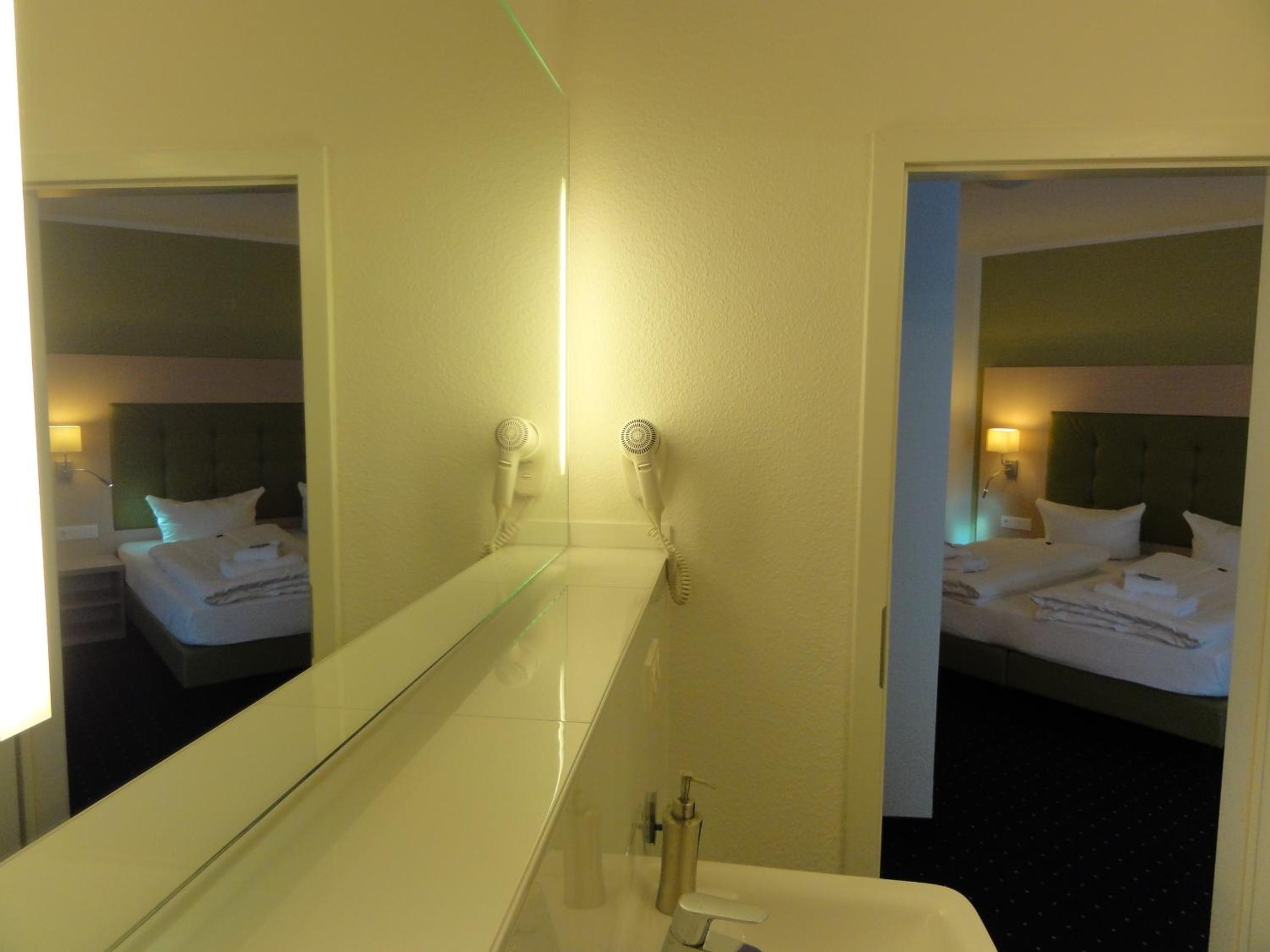 Double Room - Photo 20