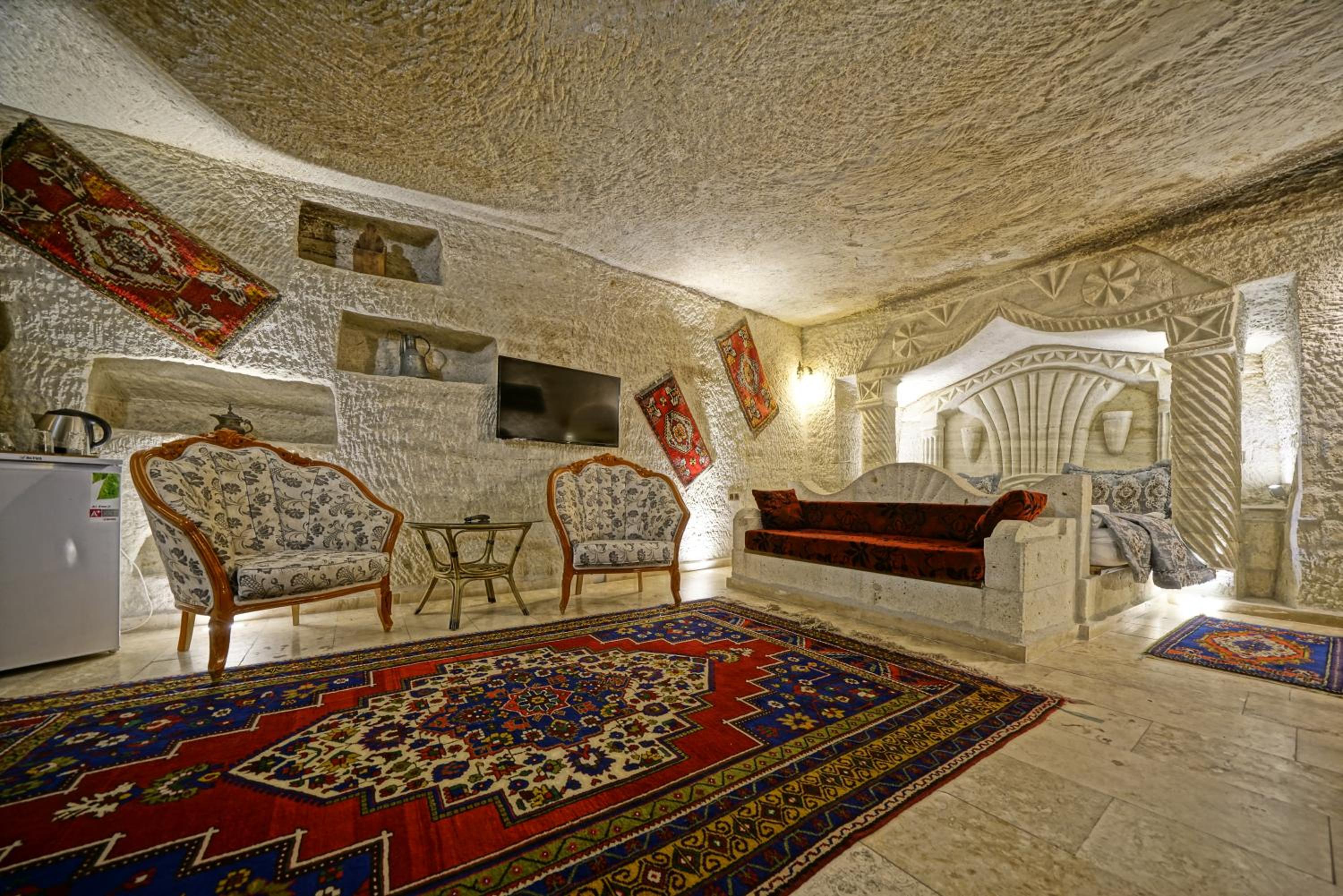 Deluxe Cave Room - Photo 4