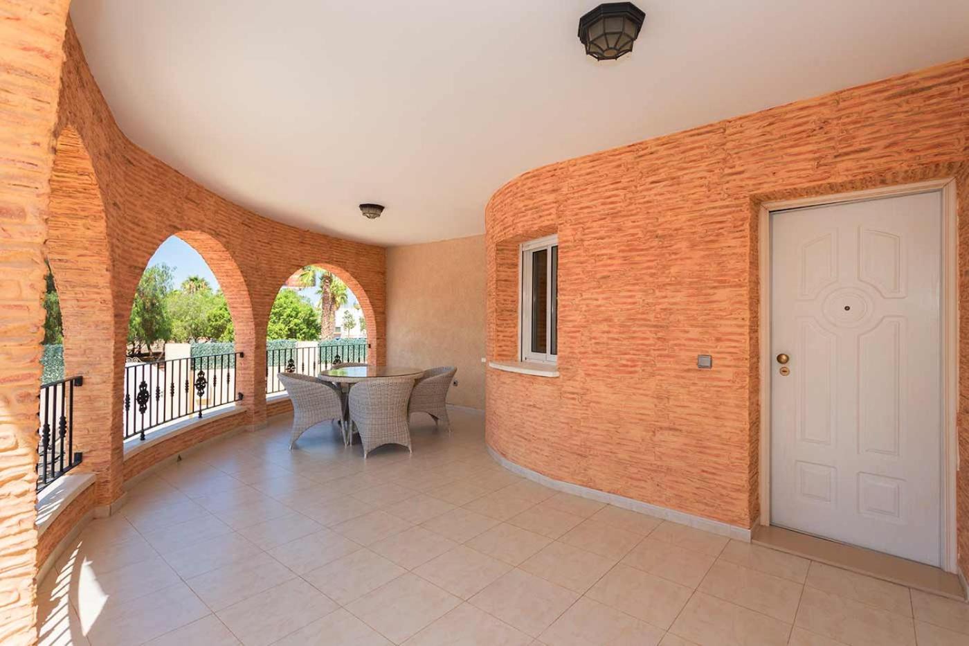 Three-Bedroom Villa photo 2