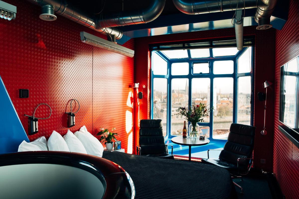 Superior Double or Twin Room with Lake View photo 1