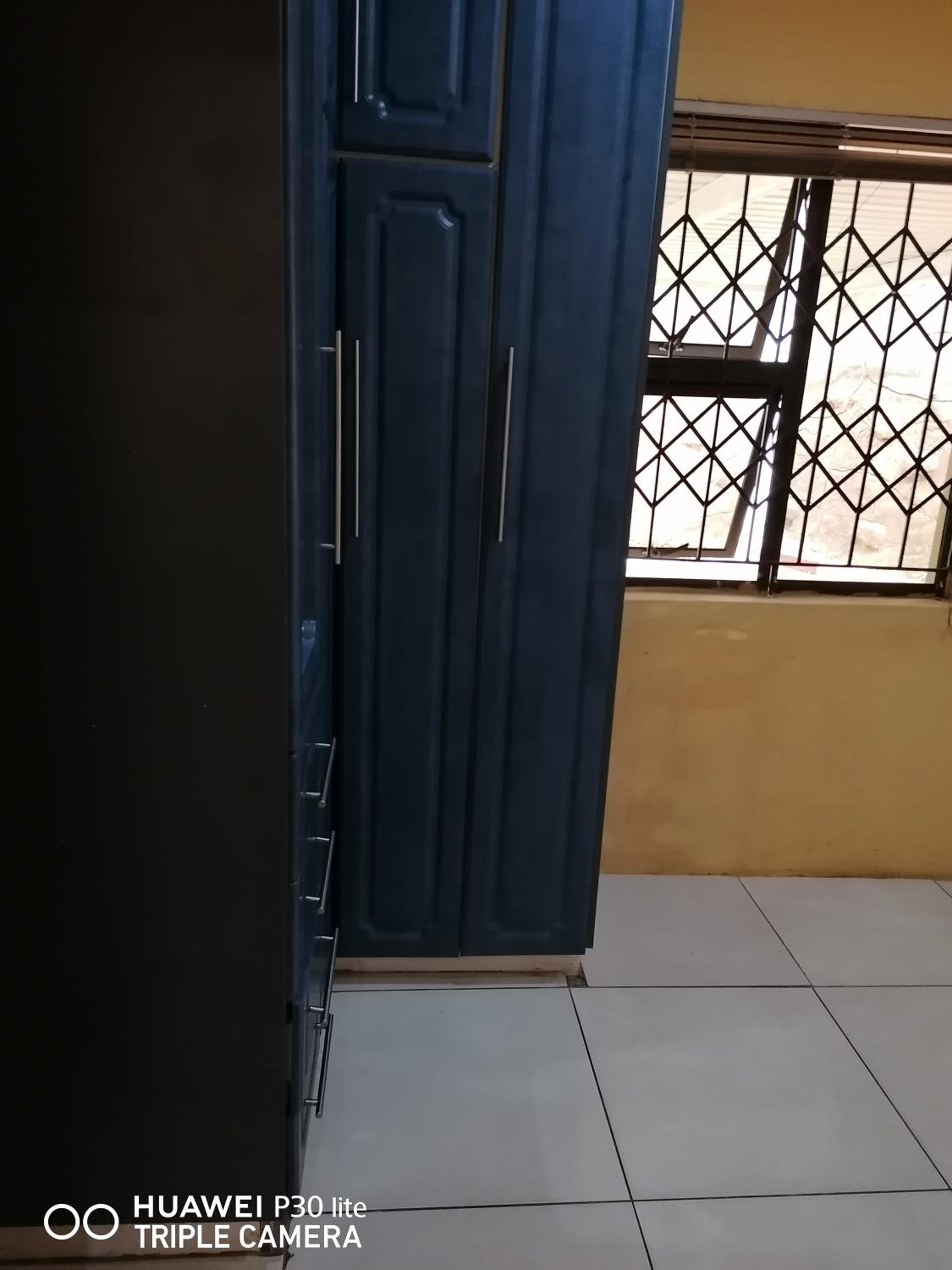 Double Room - Photo 8