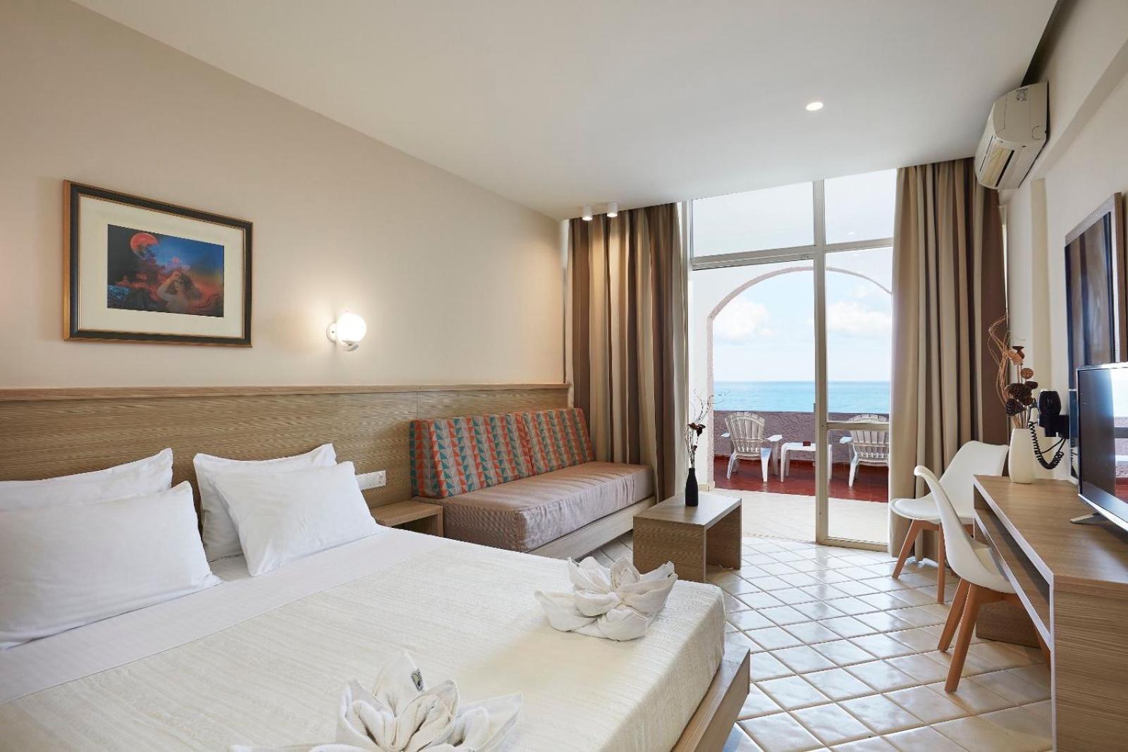 Superior Double Room - Photo 1