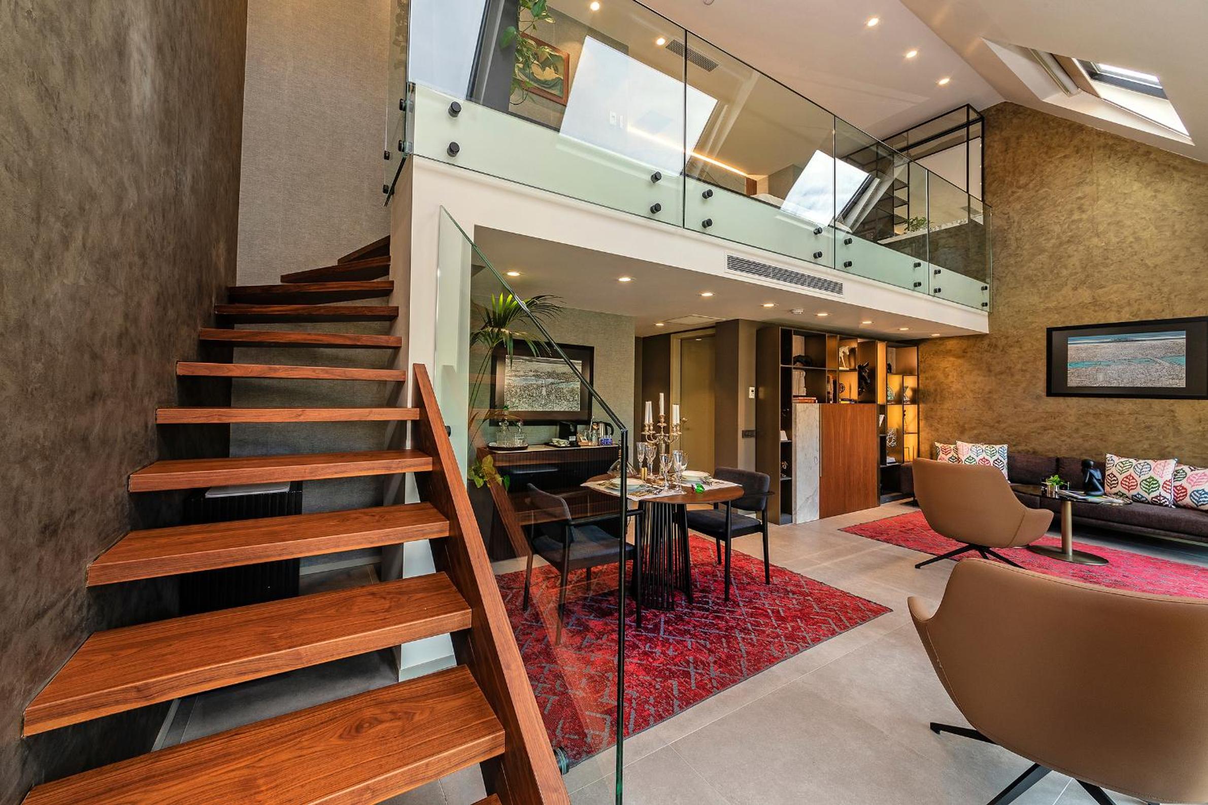 Executive Suite photo 2