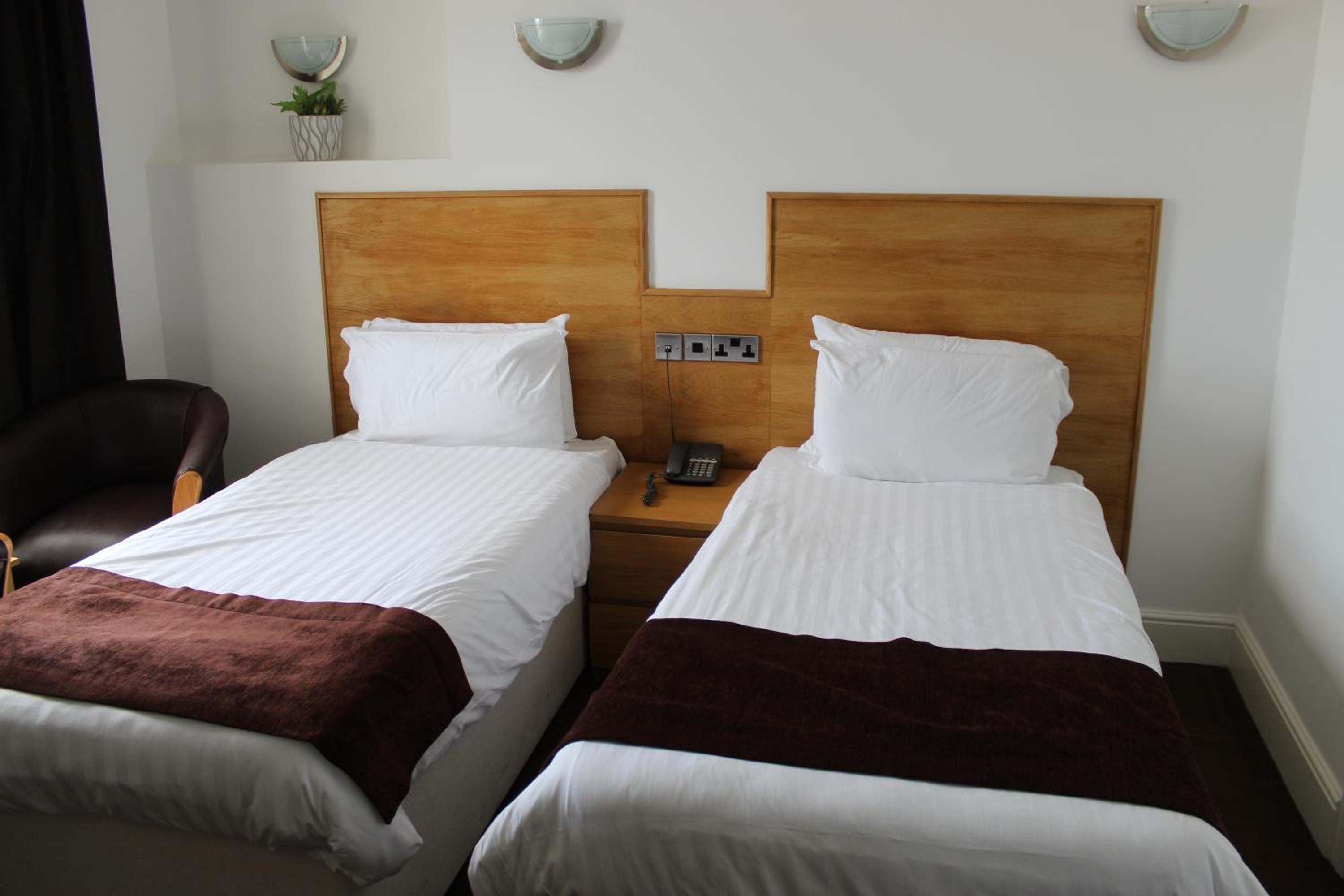 Twin Room with Sea View photo 3