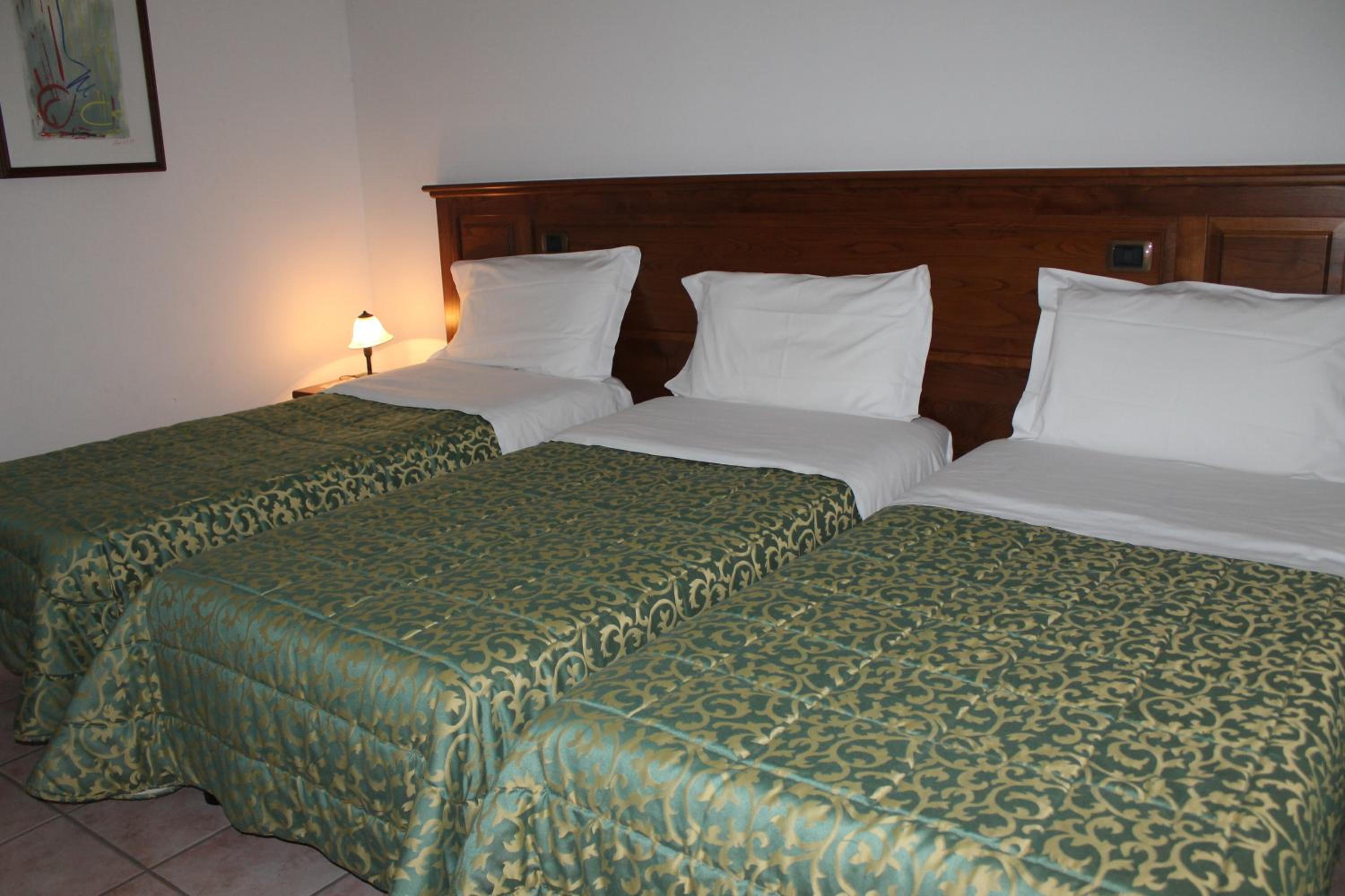 Two-Bedroom Apartment (5 Adults) - Photo 1