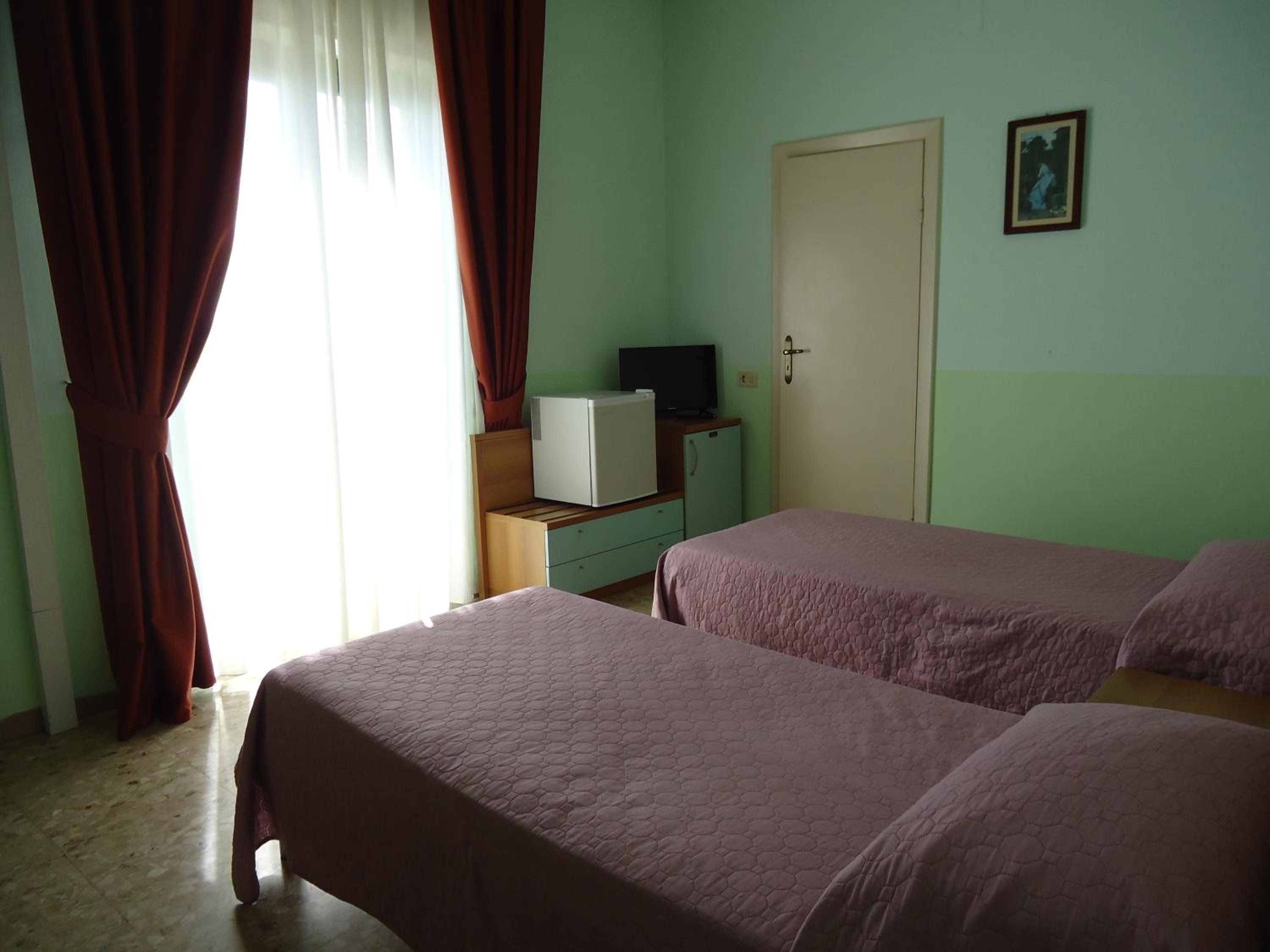 Business Single Room photo 3