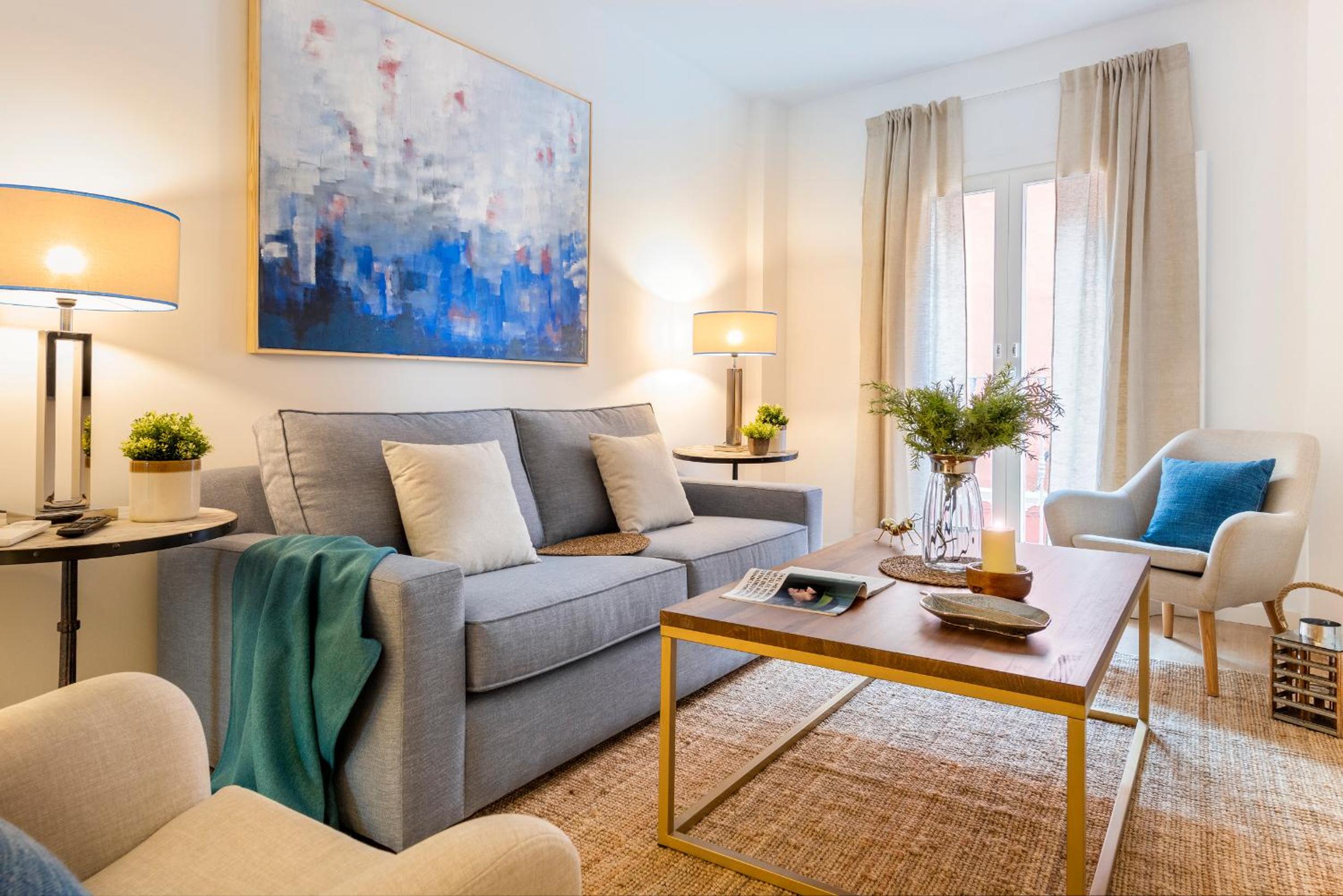 Apartamento de dos habitaciones con balcón