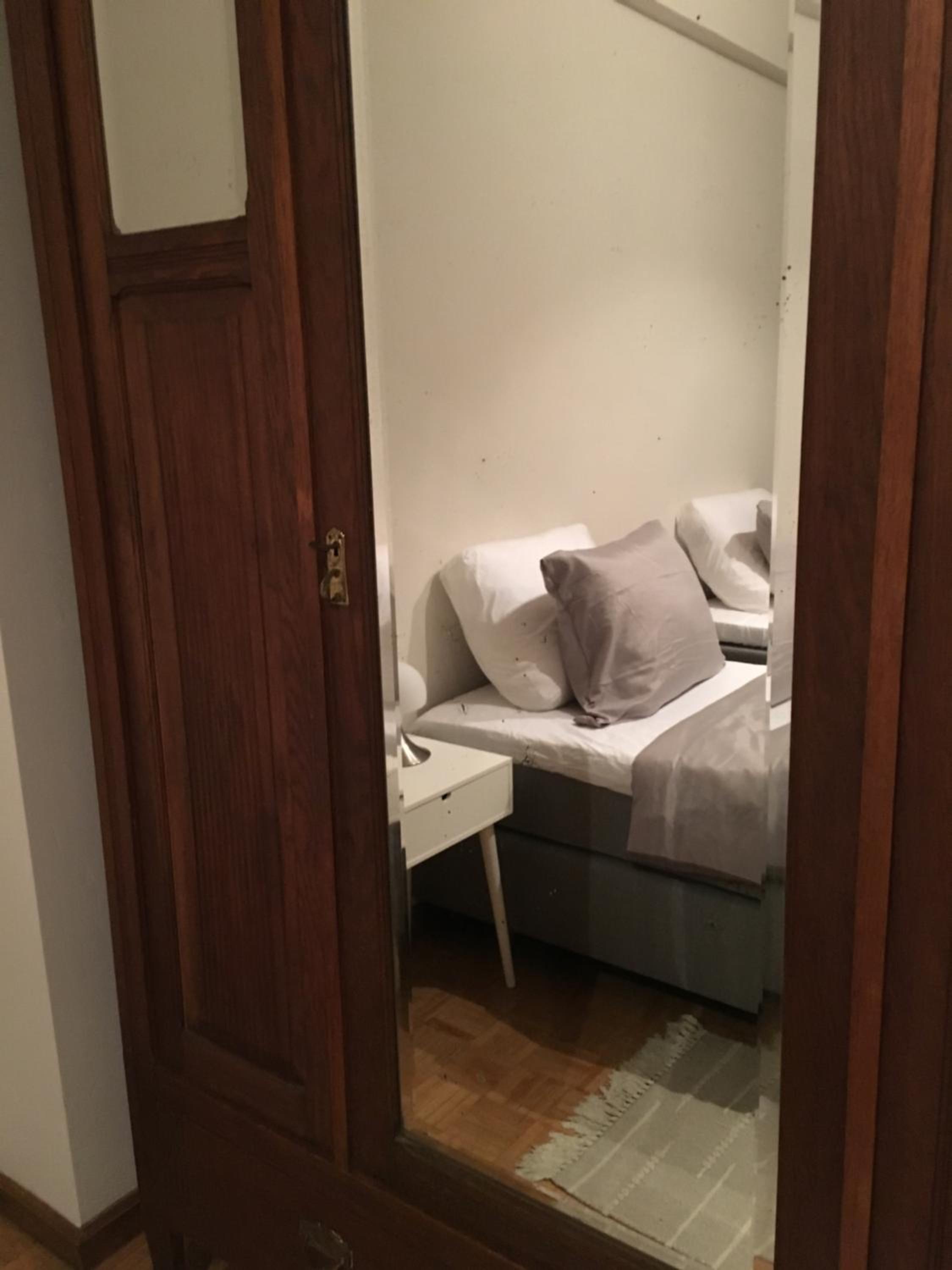 Three-Bedroom Apartment - Photo 21