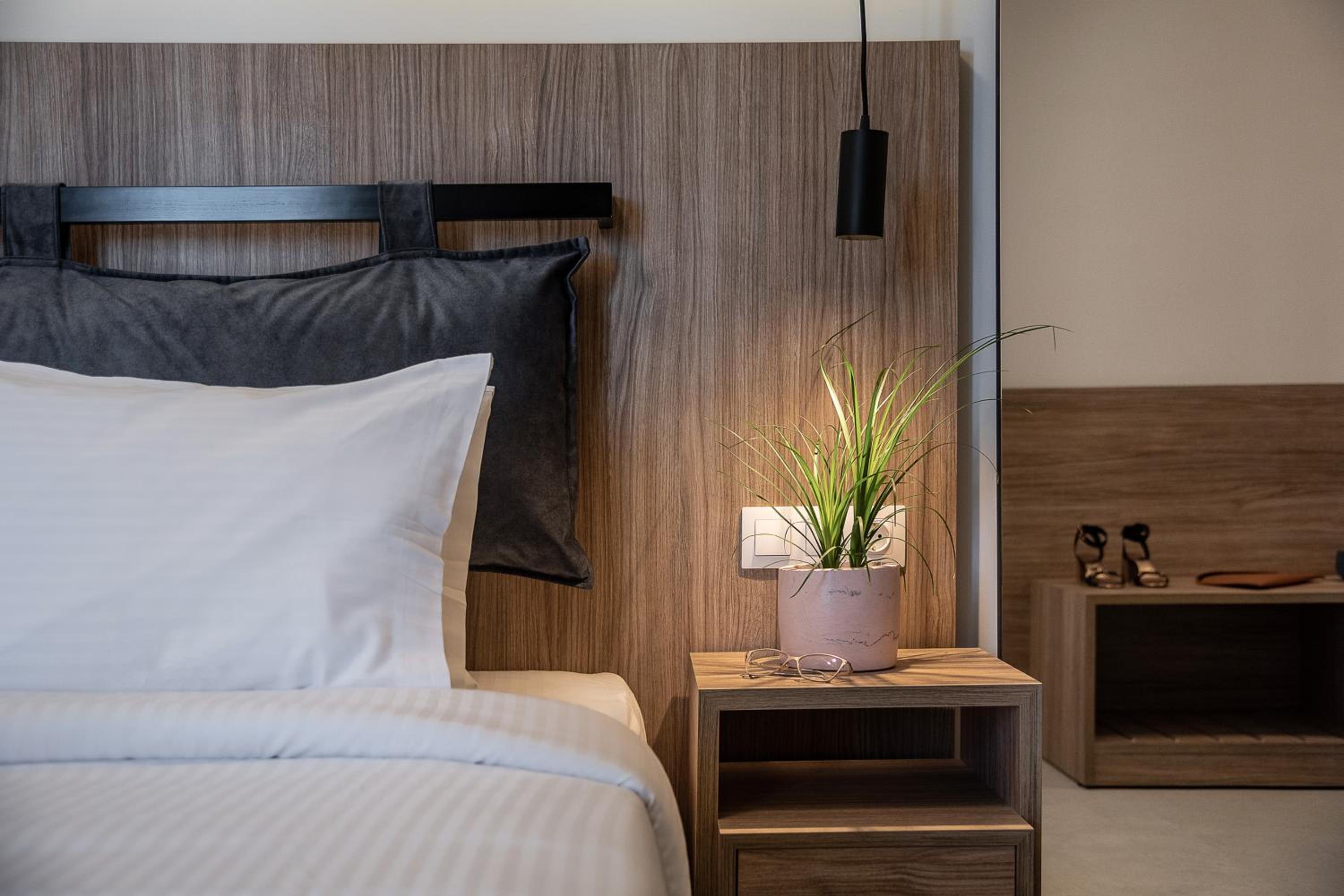 Junior Suite with Terrace - Photo 6