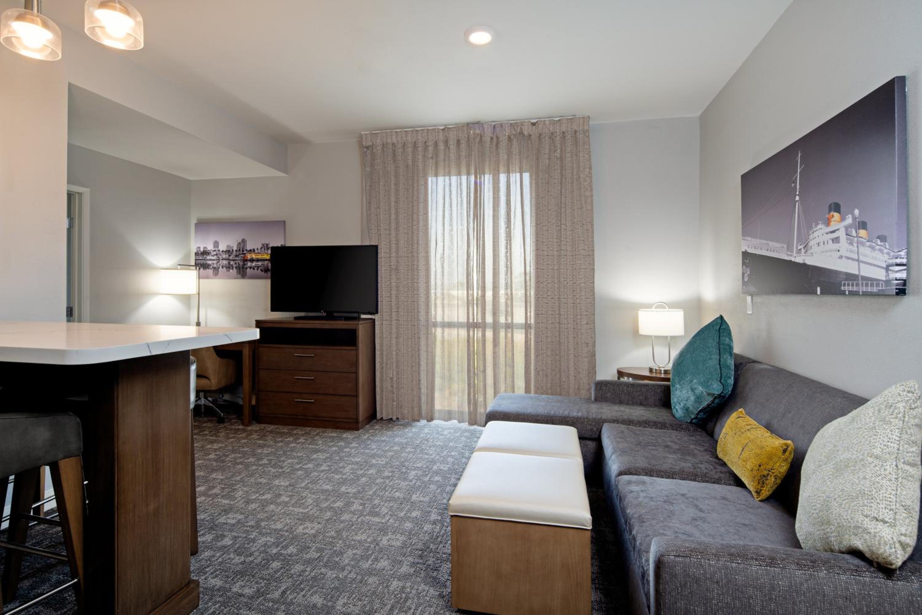 Two-Bedroom King Suite - Non-Smoking - Photo 2