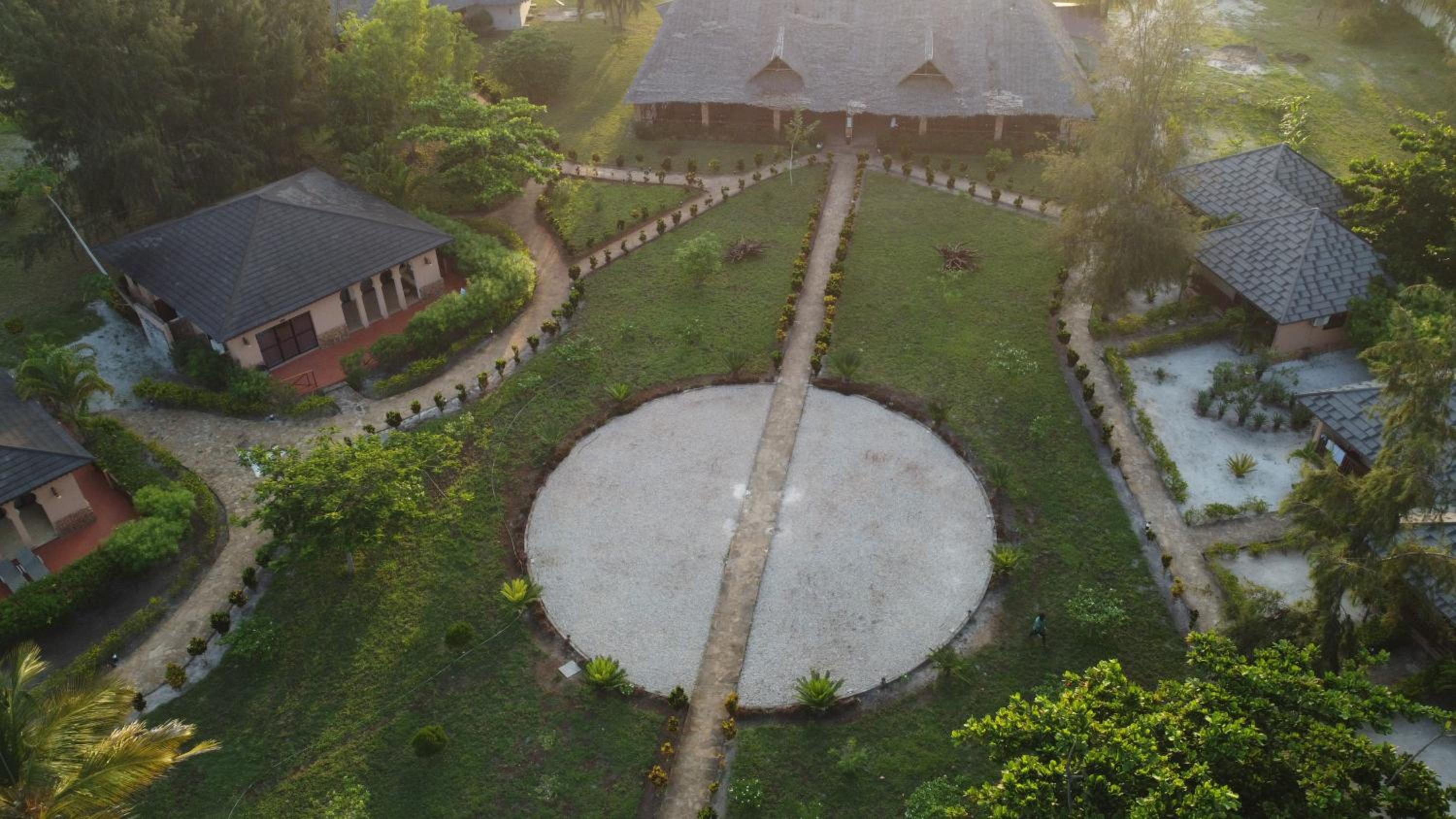 Deluxe Room with Garden View - Photo 23