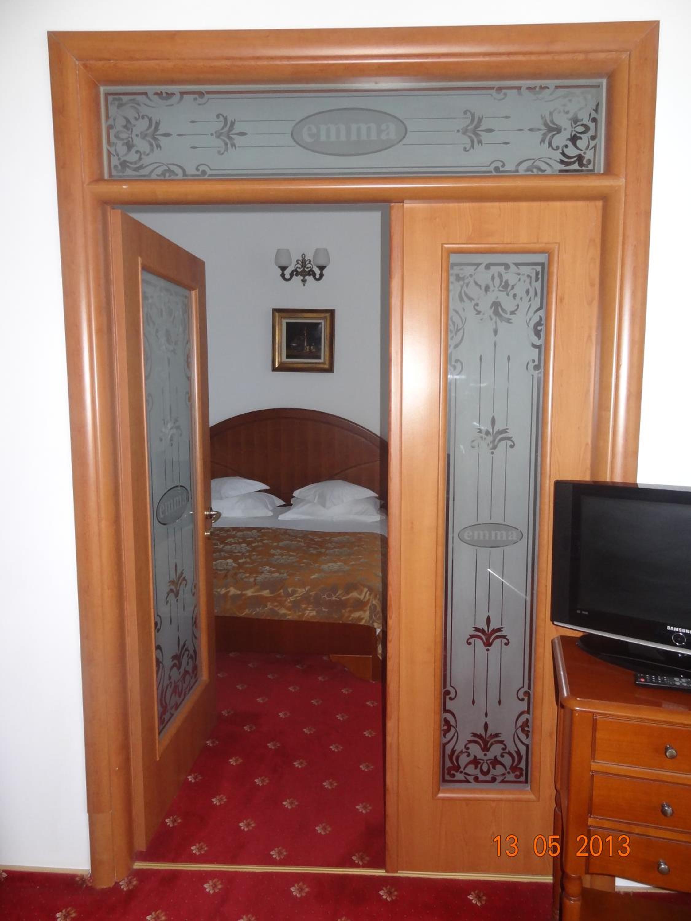 Suite - Photo 4