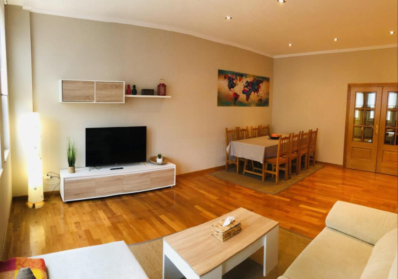 Three-Bedroom Apartment - Photo 14