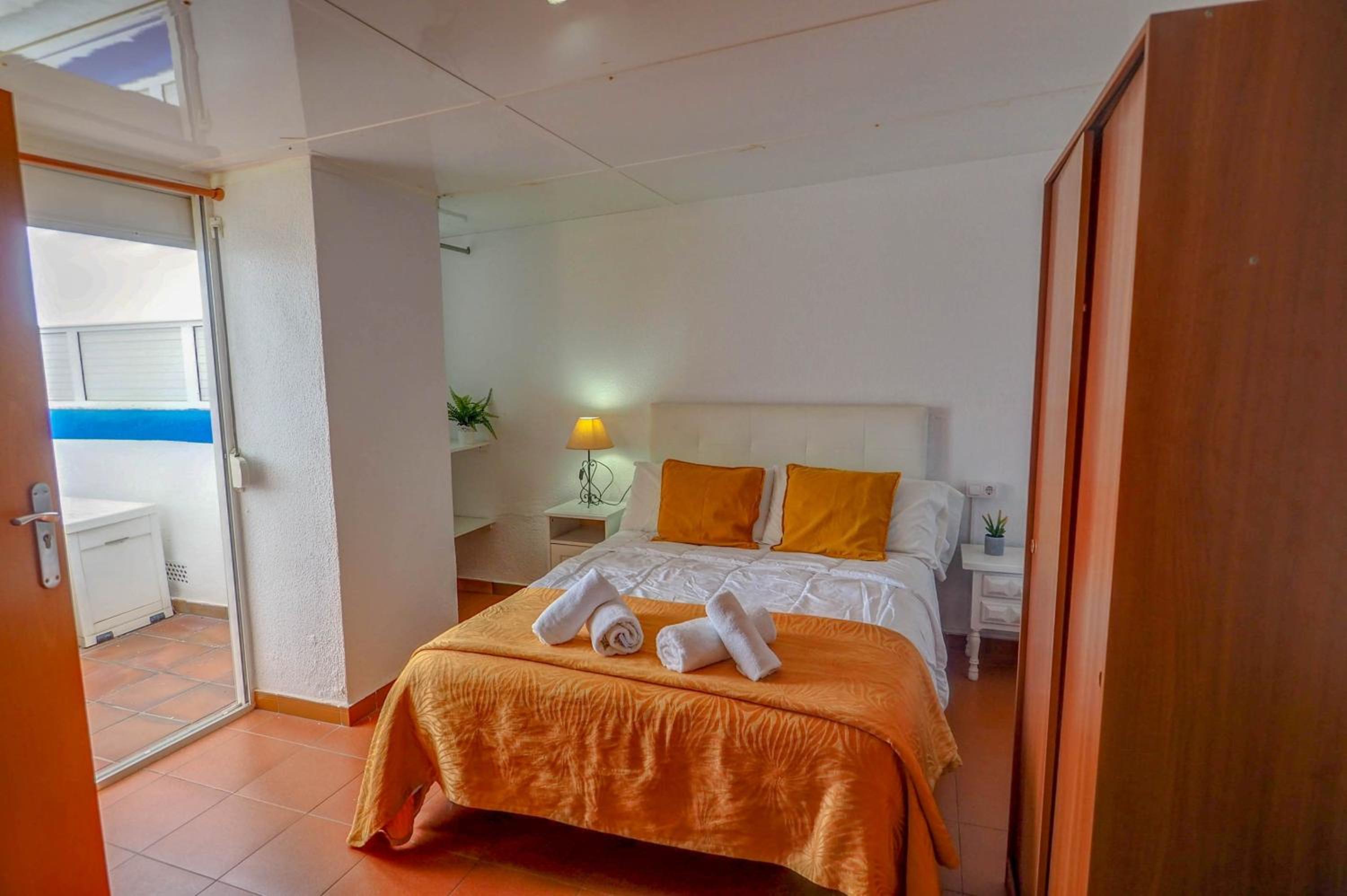 Apartamento de Cuatro Habitaciones