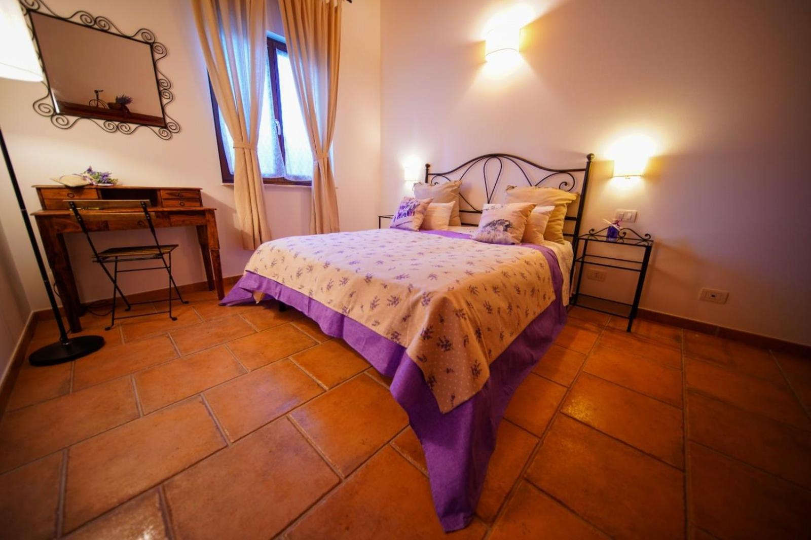 Double Room with Private Bathroom photo 1