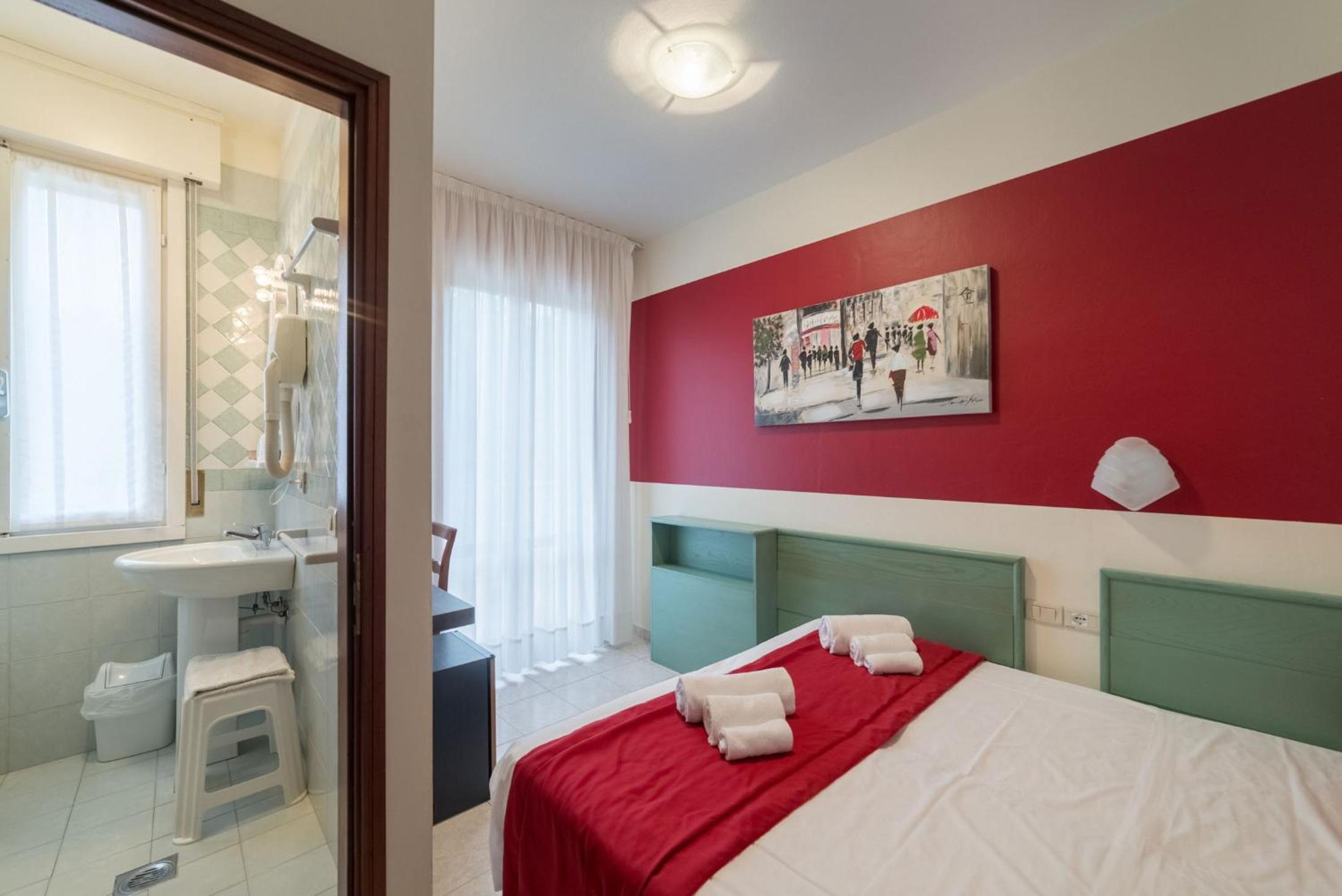 Economy Double Room - Photo 5