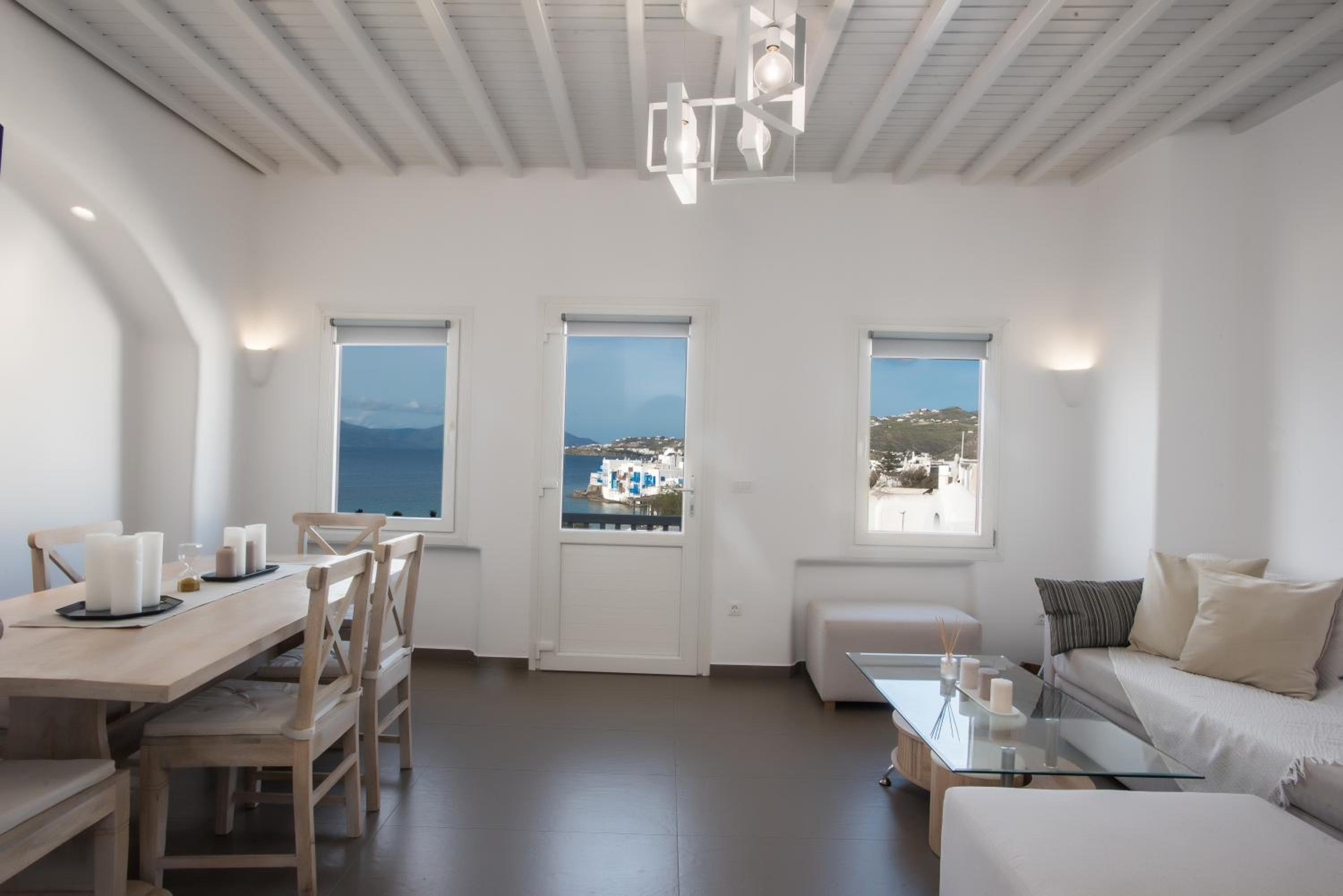 Two-Bedroom Apartment with Sea View - Windmills