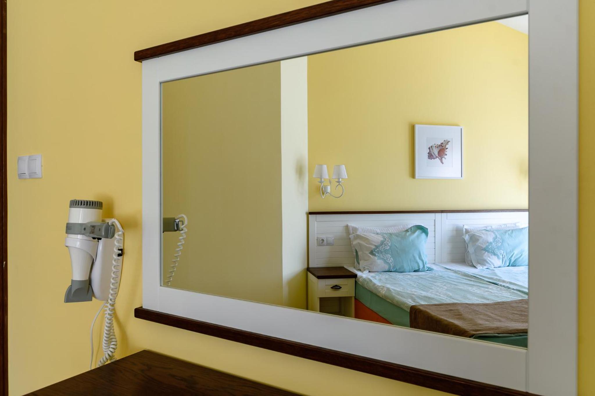Double or Twin Room with Balcony photo 1