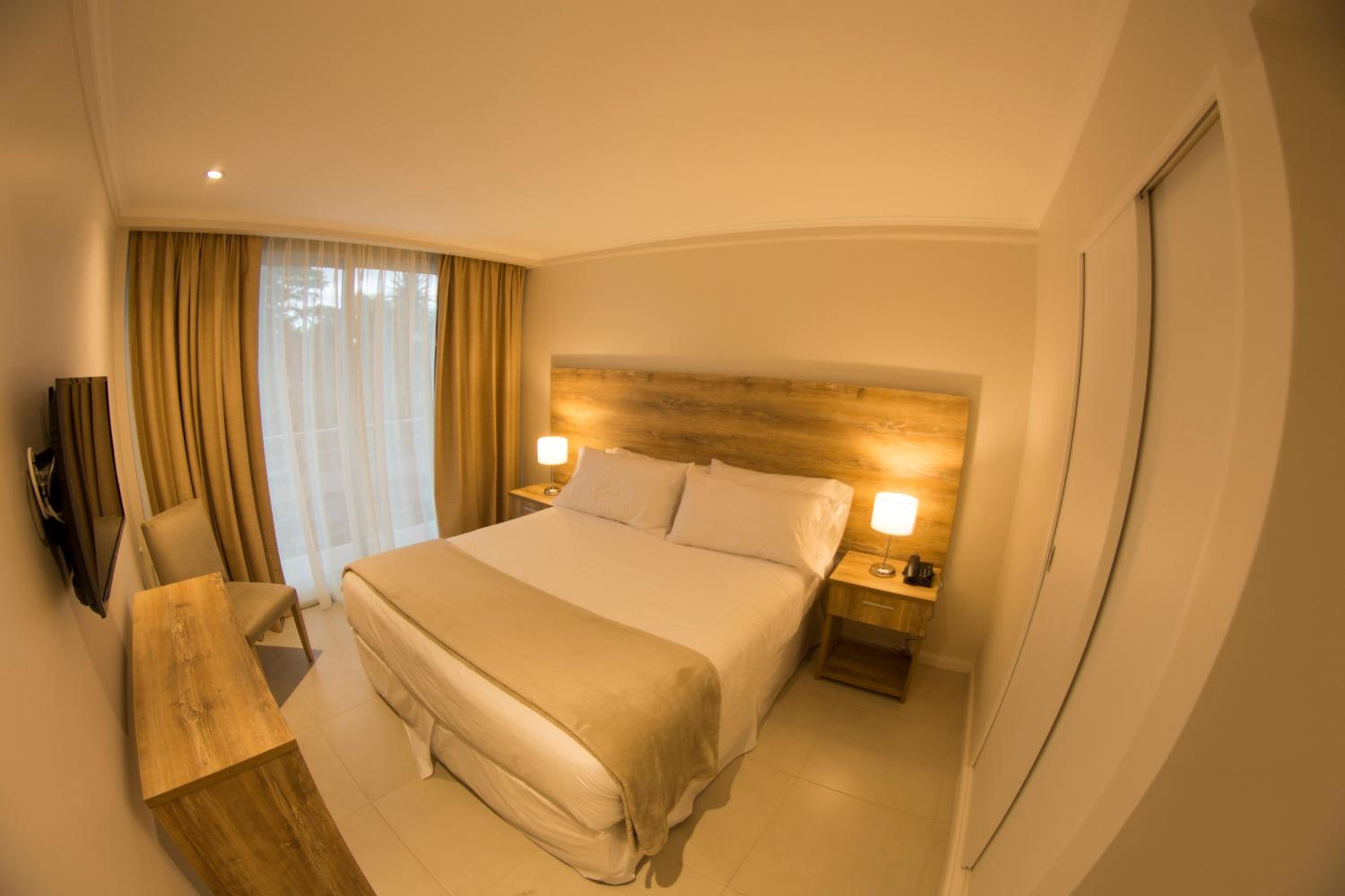 Double or Twin Room photo 2