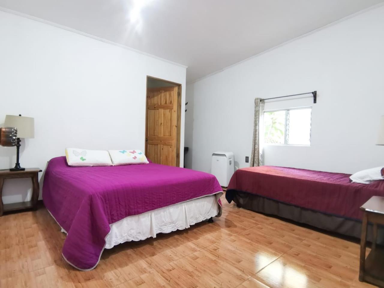 Family Room with Private Bathroom photo 1