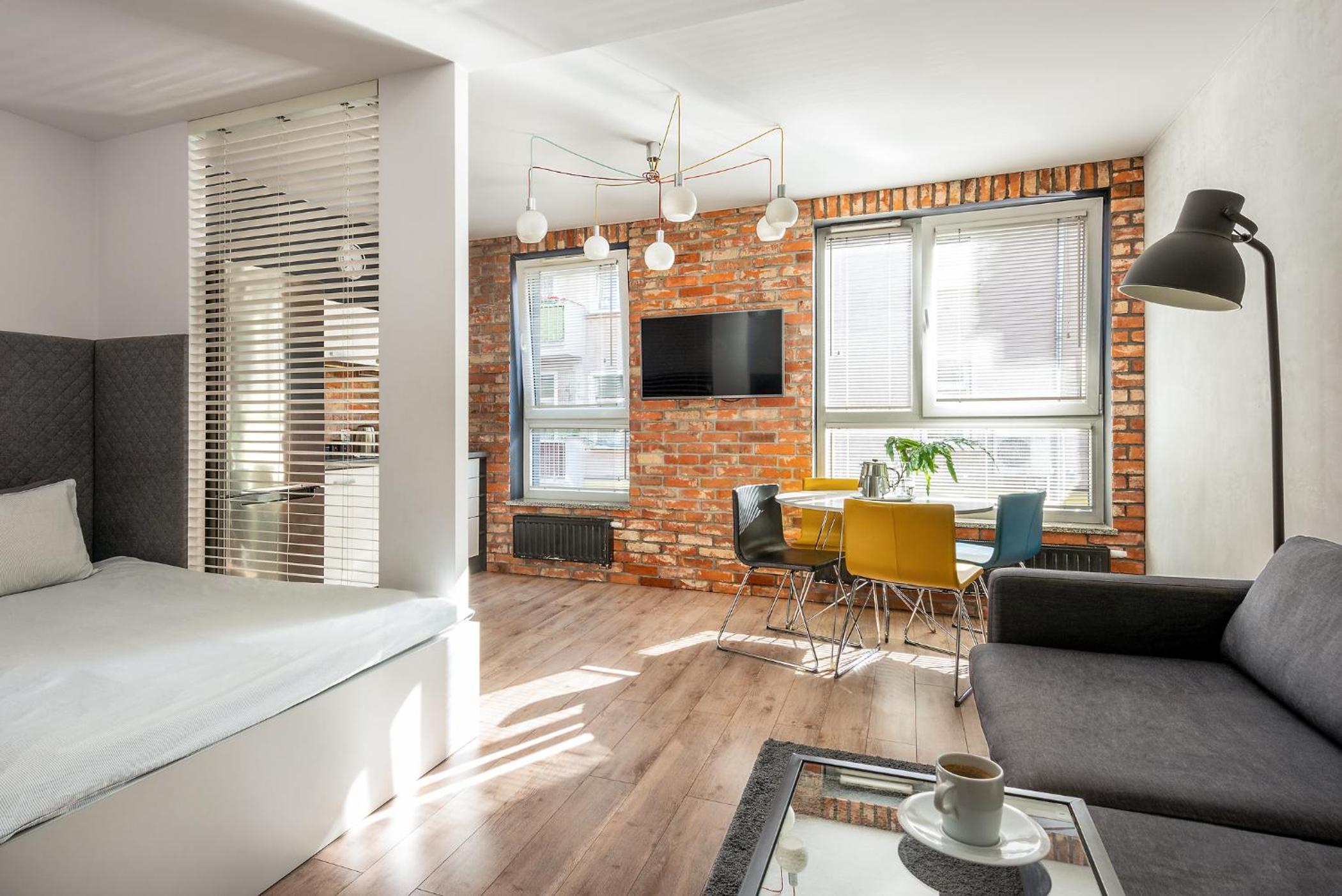 Studio Apartment - Photo 10