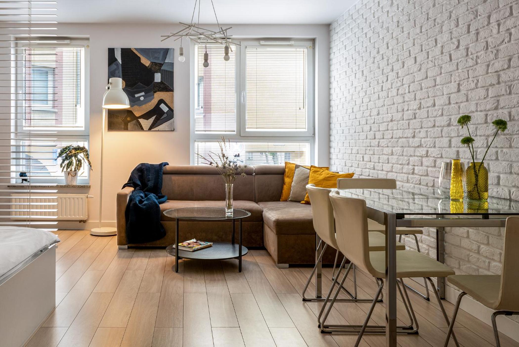 Large Studio Apartment - Photo 5