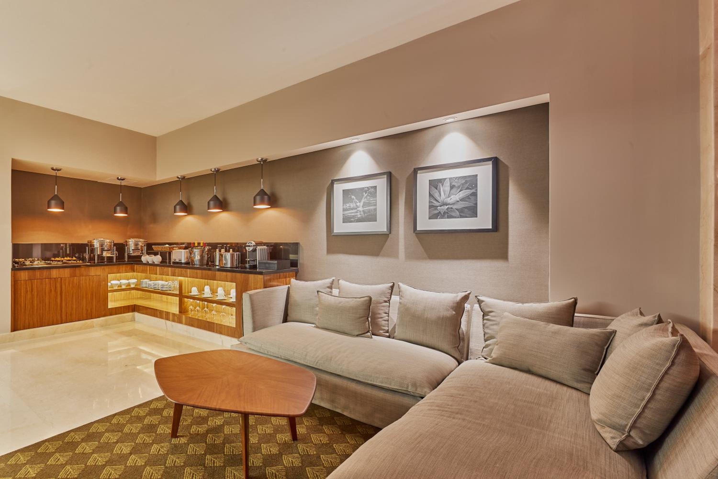 Club King Room - Photo 5